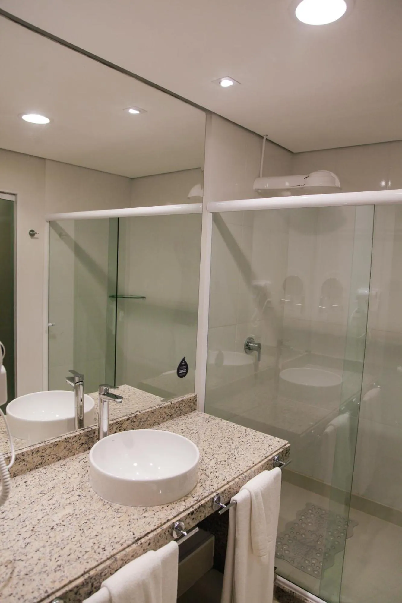 Bathroom in TRYP by Wyndham Manaus Aeroporto