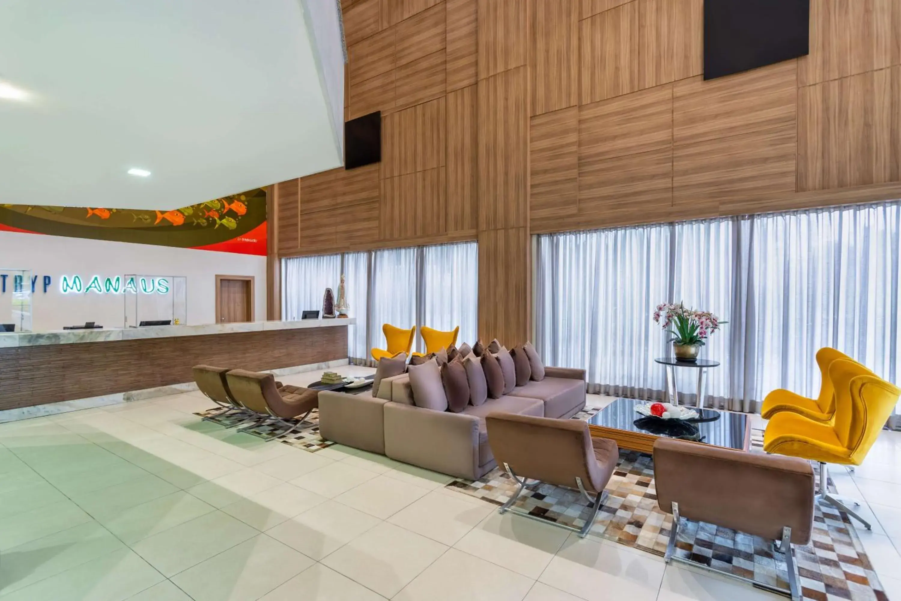 Lobby or reception in TRYP by Wyndham Manaus Aeroporto Lobby or reception in TRYP by Wyndham Manaus Aeroporto