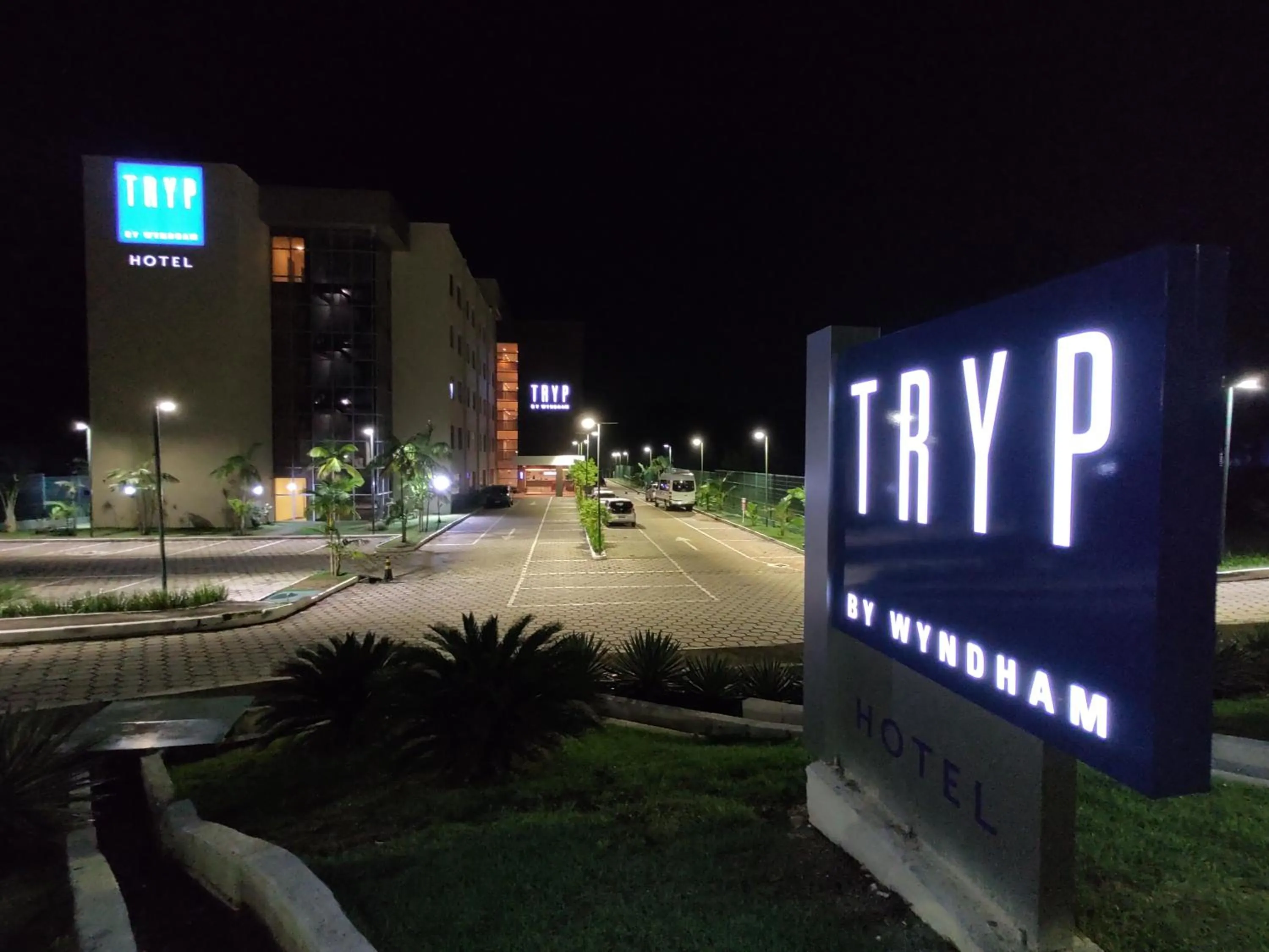 Property logo or sign in TRYP by Wyndham Manaus Aeroporto