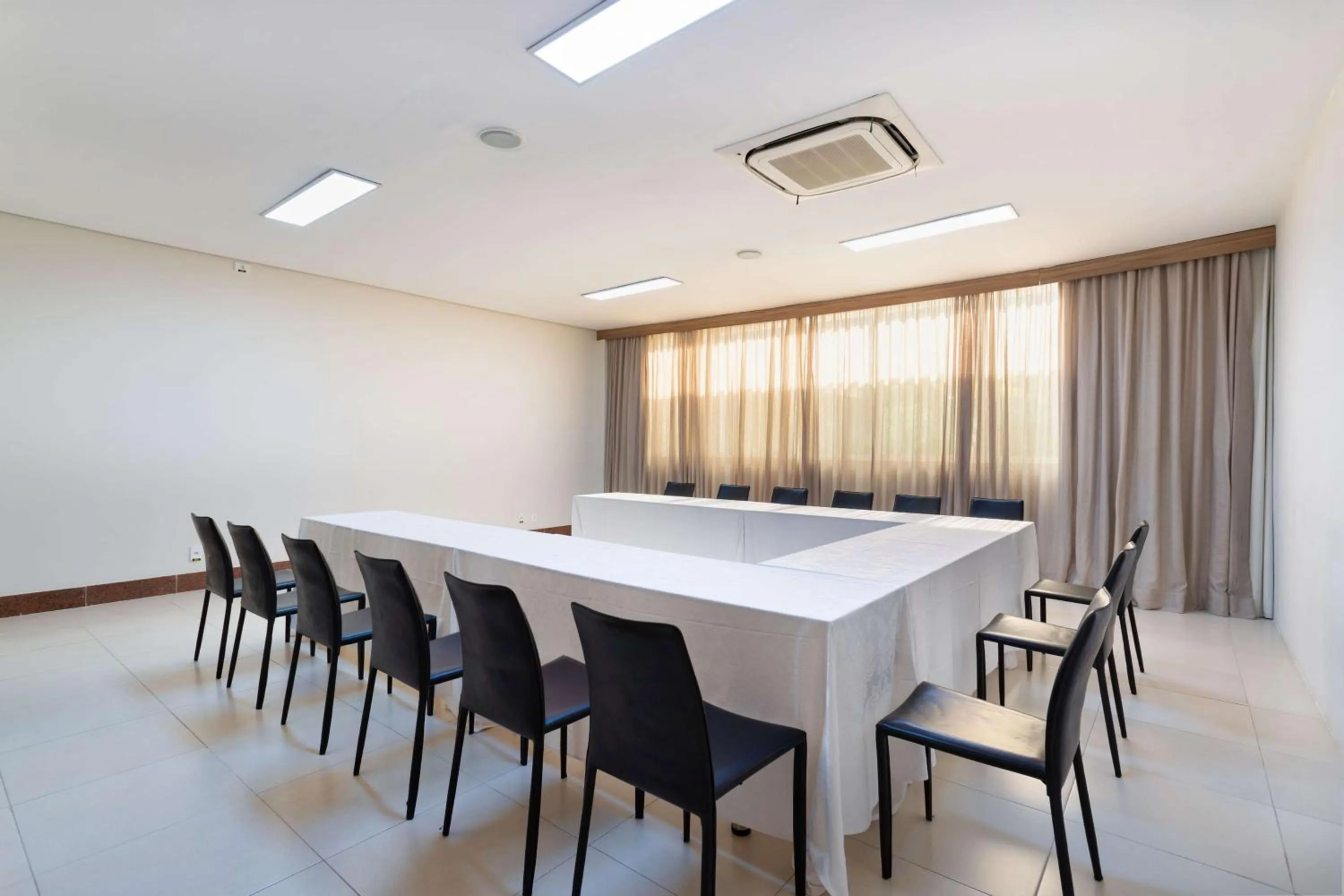 Meeting/conference room in TRYP by Wyndham Manaus Aeroporto