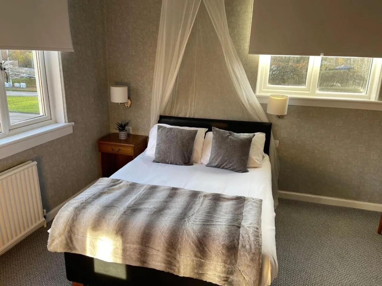 Bedroom in West Park Hotel