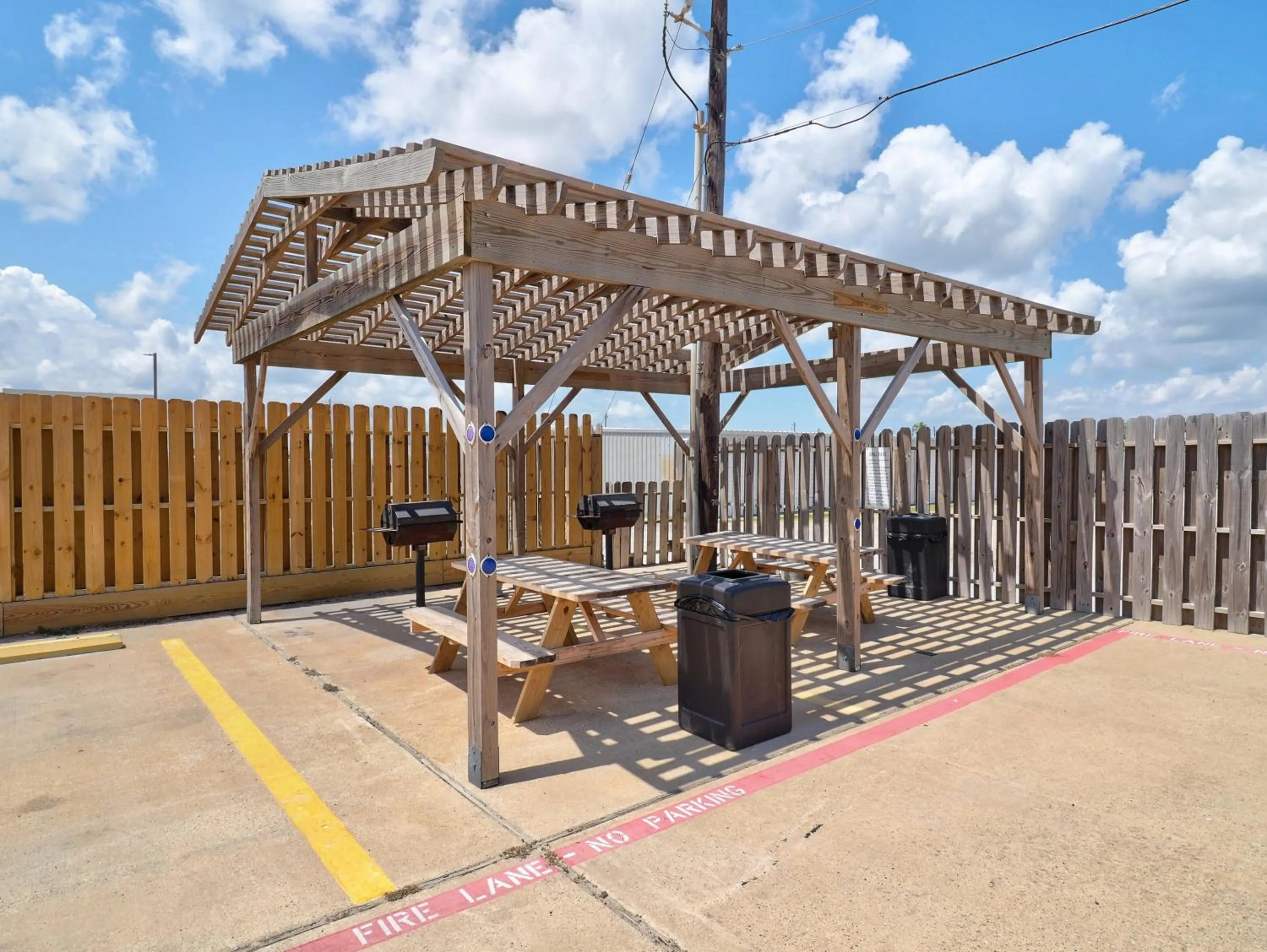 Seating area in Alister Square Inn