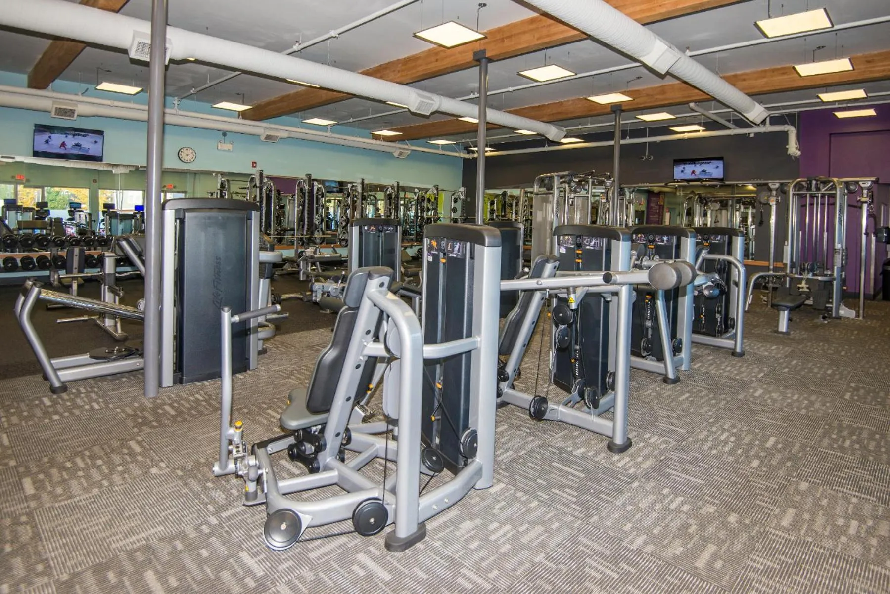 Fitness centre/facilities in Queens Hotel