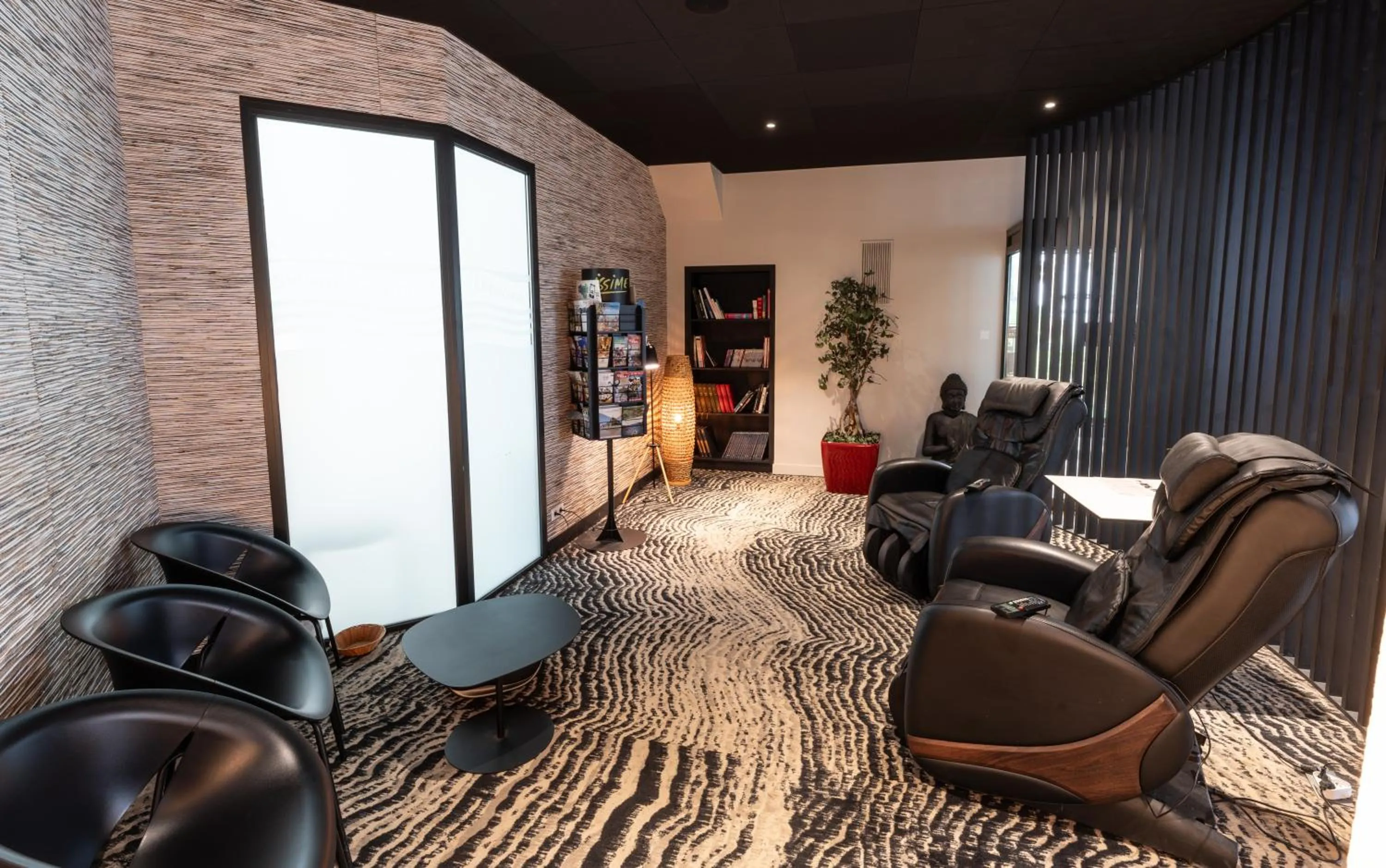 Massage in Brit Hotel Ker Lann Aeroport - Parc Expo