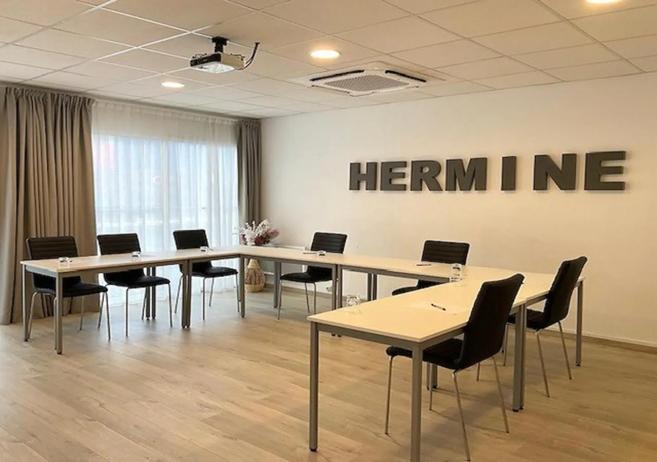 Meeting/conference room in Brit Hotel Ker Lann Aeroport - Parc Expo