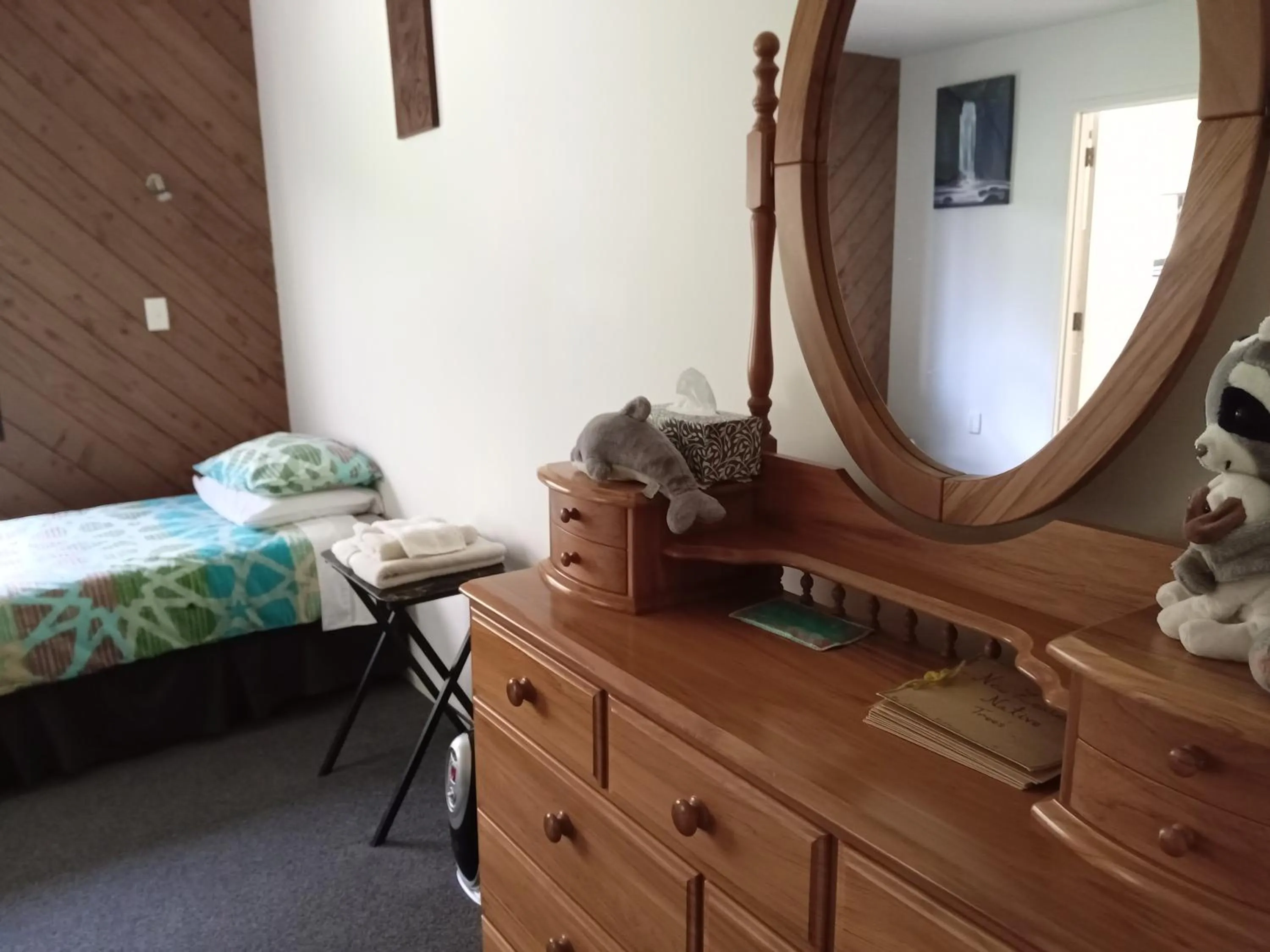 Bed in Waiotemarama Falls Lodge