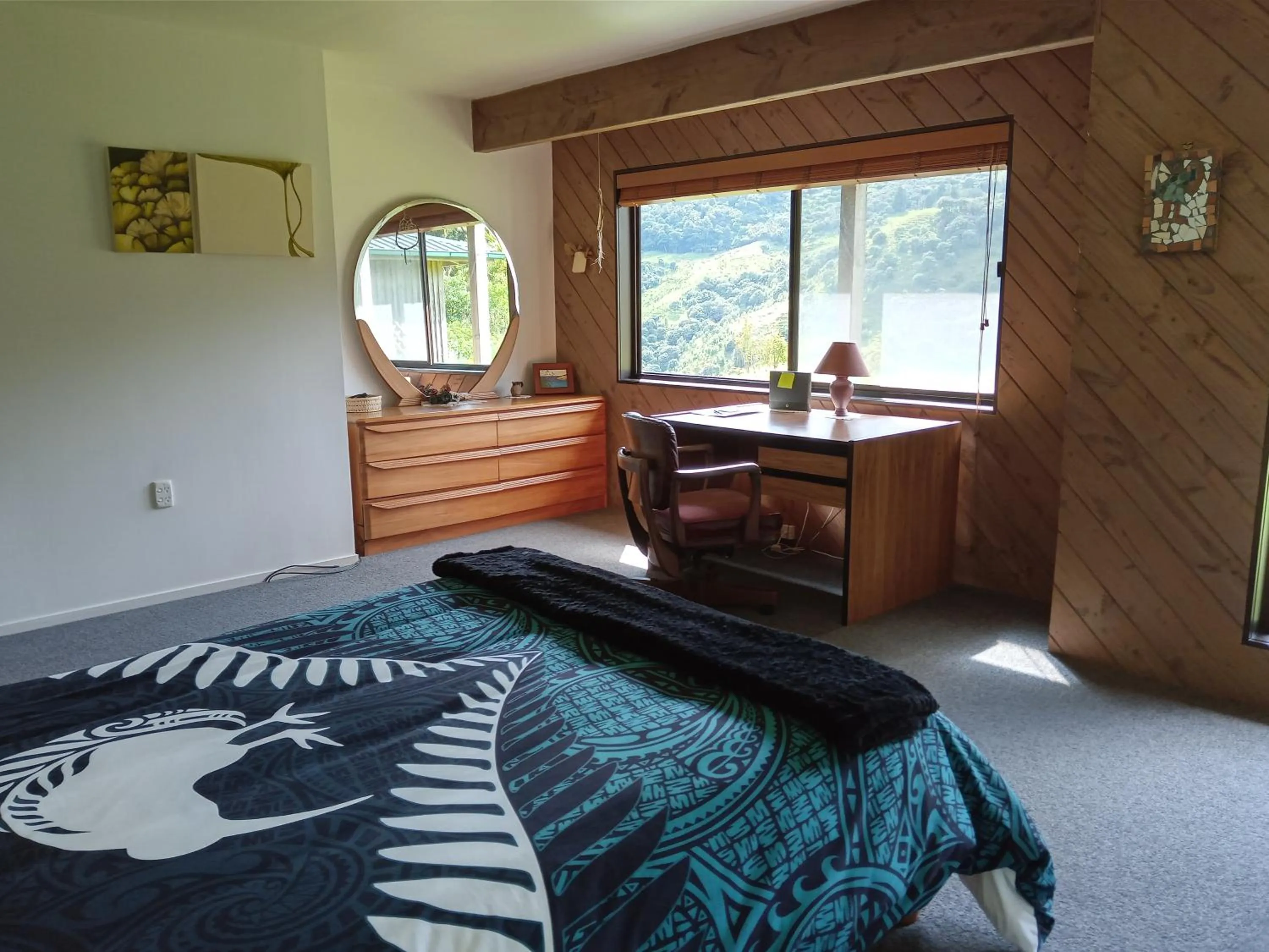 Bedroom, Bed in Waiotemarama Falls Lodge