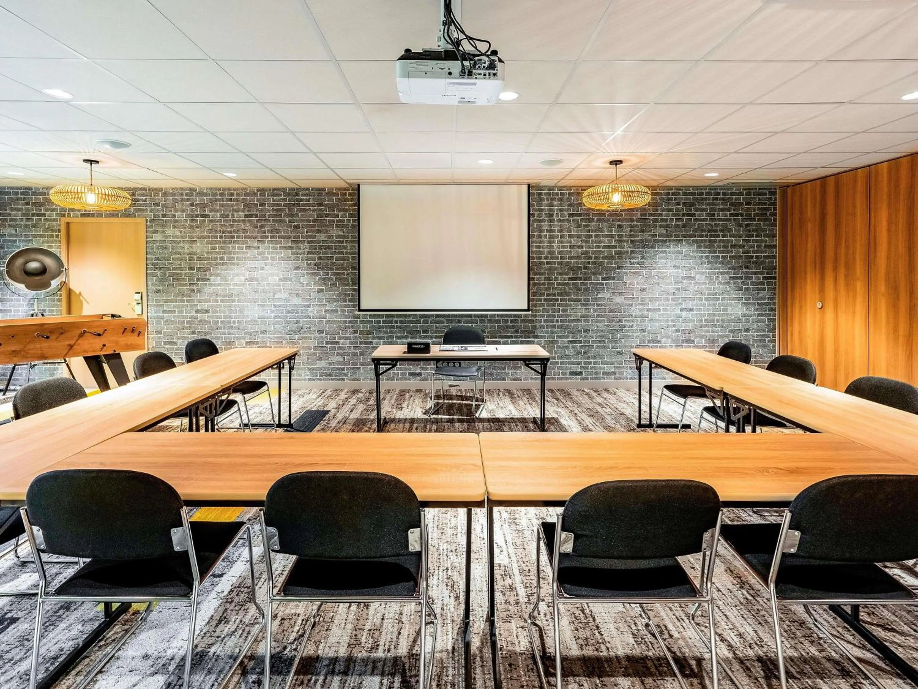 Meeting/conference room in Mercure Lyon Est Chaponnay