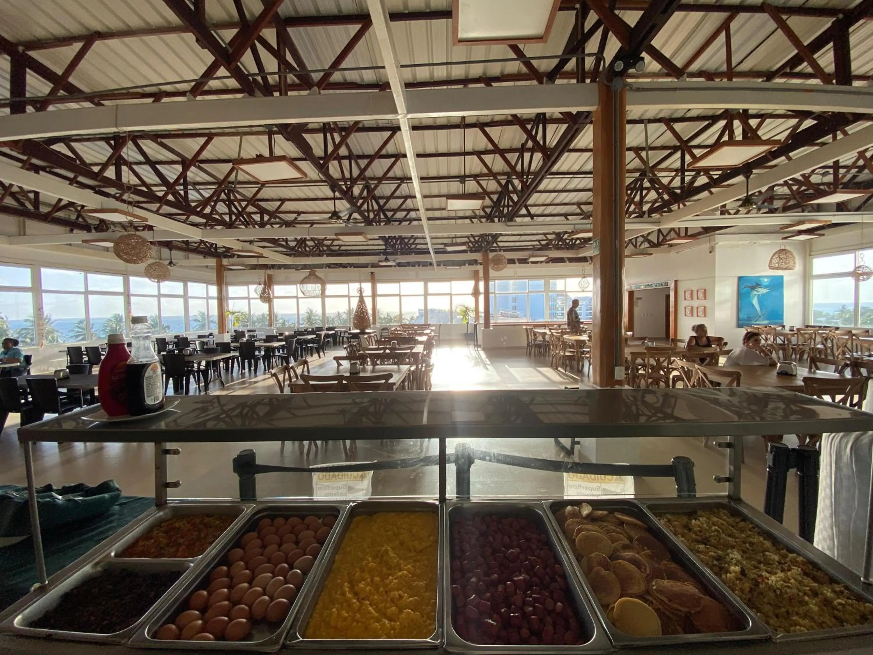 Restaurant/places to eat in Hotel Portofino