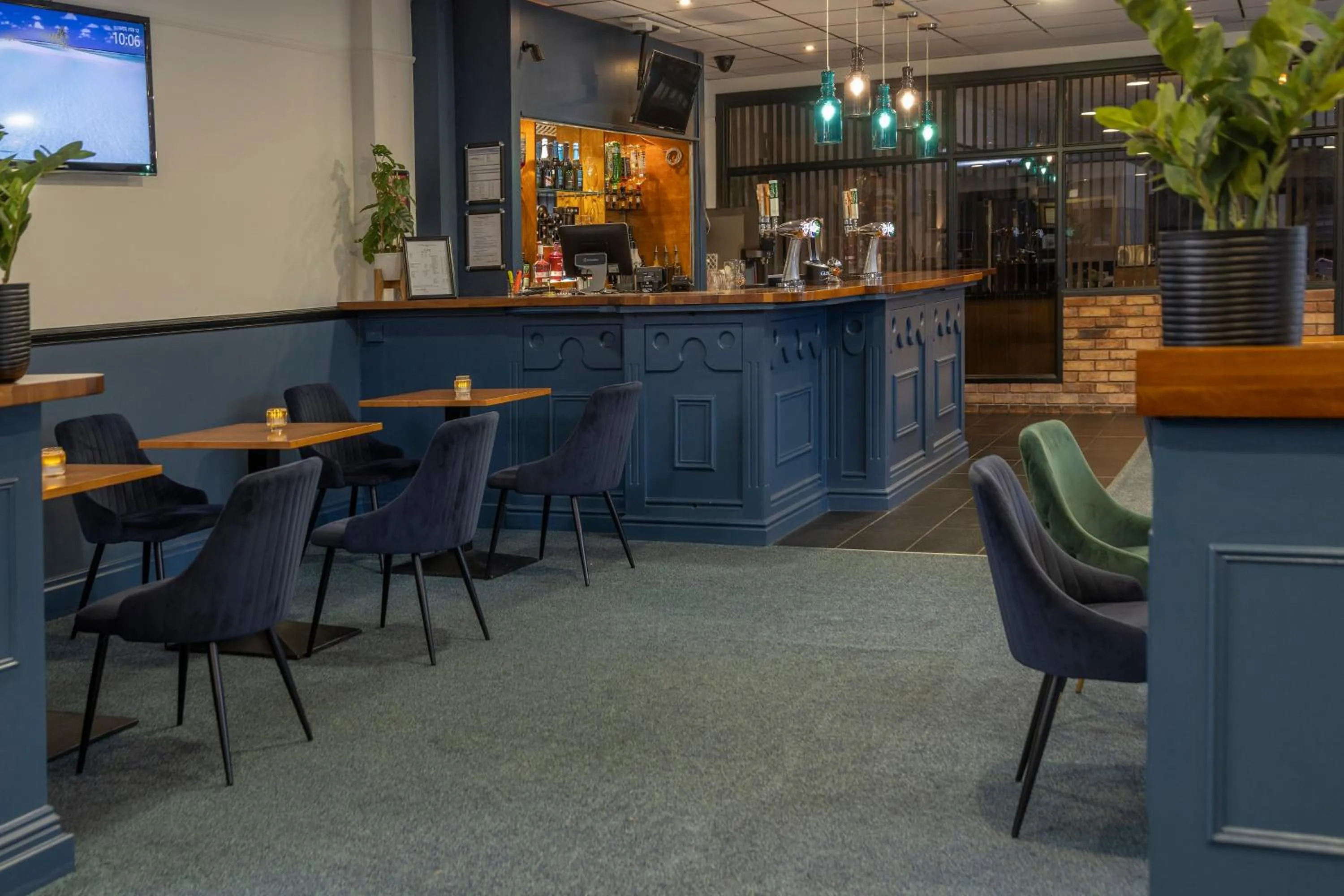 Lounge or bar in Hotel St Pierre, Sure Hotel Collection by Best Western