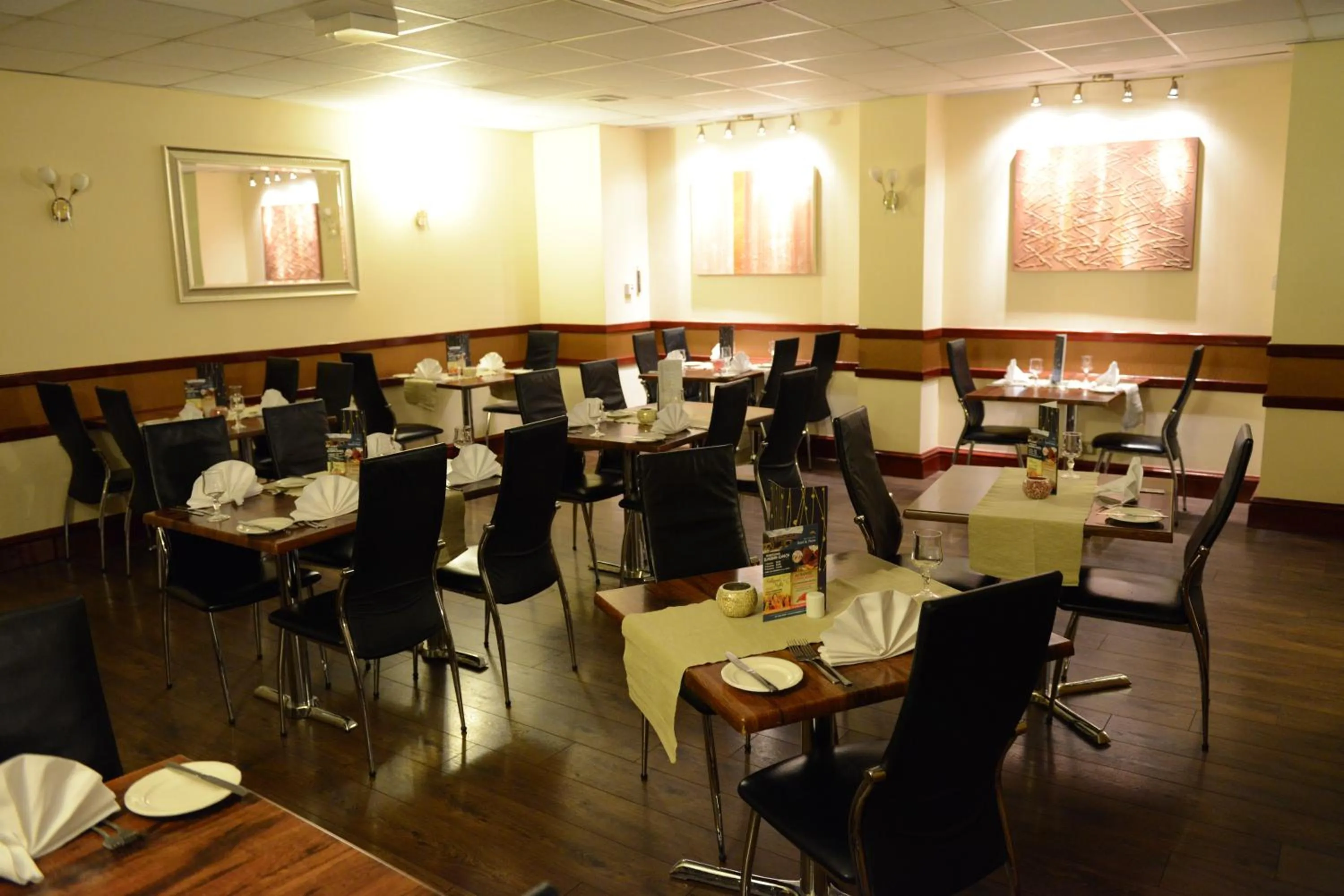 Restaurant/places to eat in Hotel St Pierre, Sure Hotel Collection by Best Western