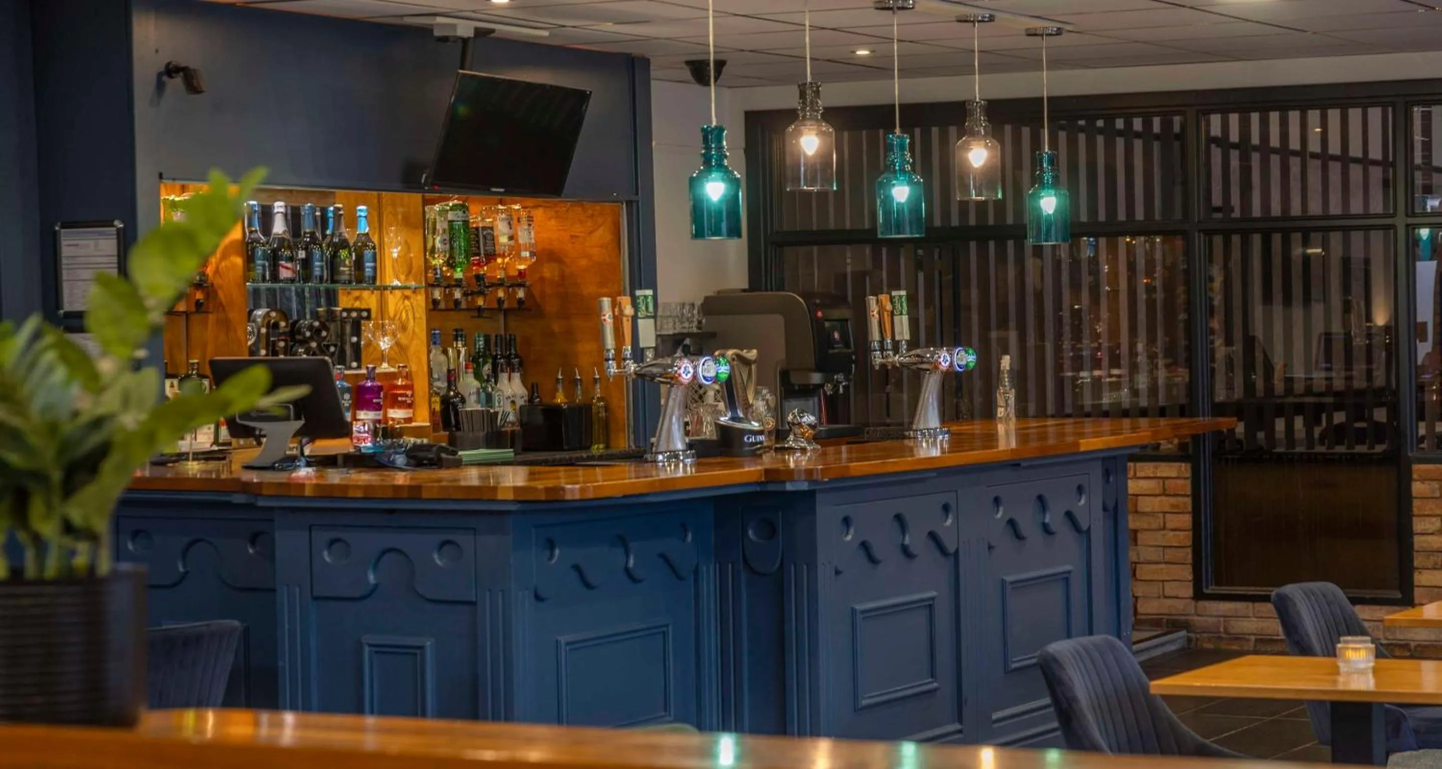 Restaurant/places to eat in Hotel St Pierre, Sure Hotel Collection by Best Western