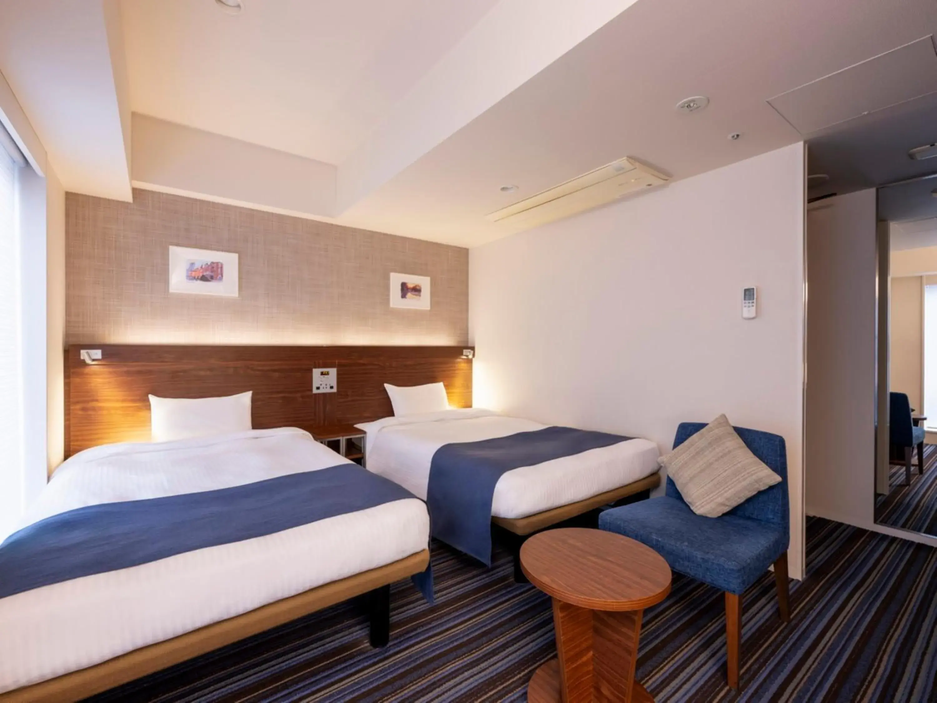 Photo of the whole room, Bed in Keio Presso Inn Tokyo Station Yaesu Photo of the whole room, Bed in Keio Presso Inn Tokyo Station Yaesu