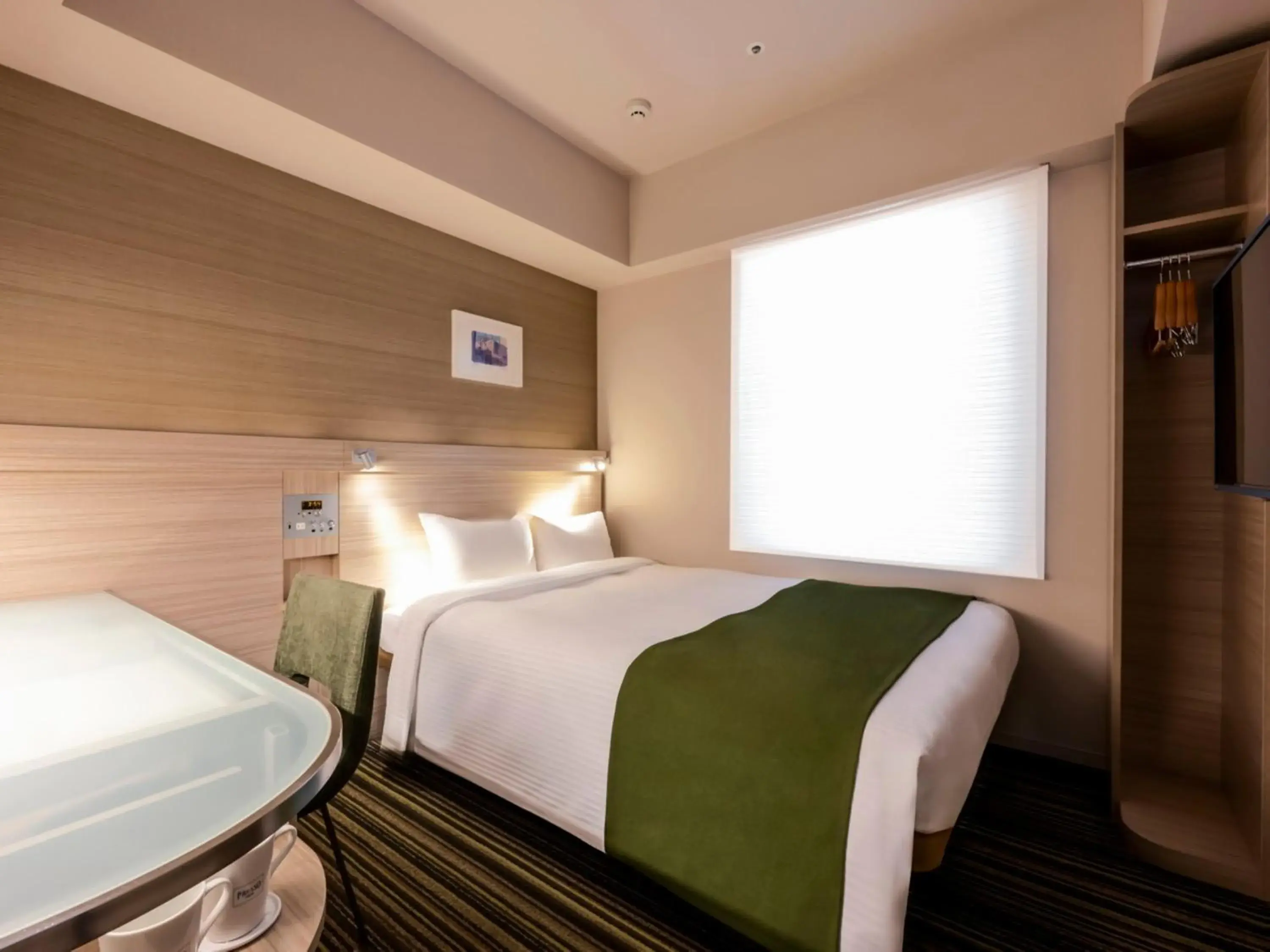 Photo of the whole room, Bed in Keio Presso Inn Tokyo Station Yaesu Photo of the whole room, Bed in Keio Presso Inn Tokyo Station Yaesu