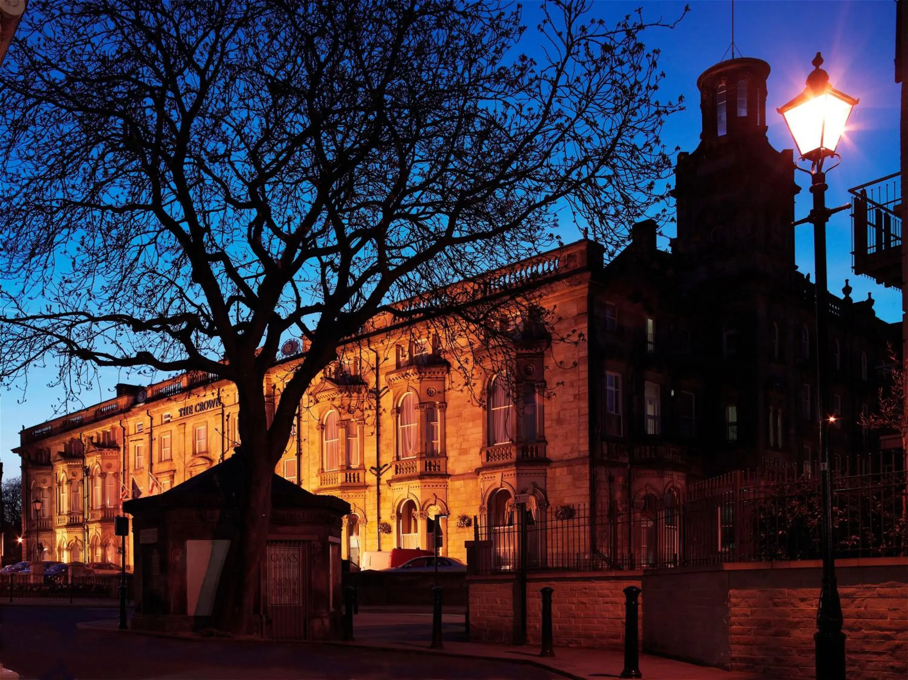 Facade/entrance in The Crown Hotel Facade/entrance in The Crown Hotel