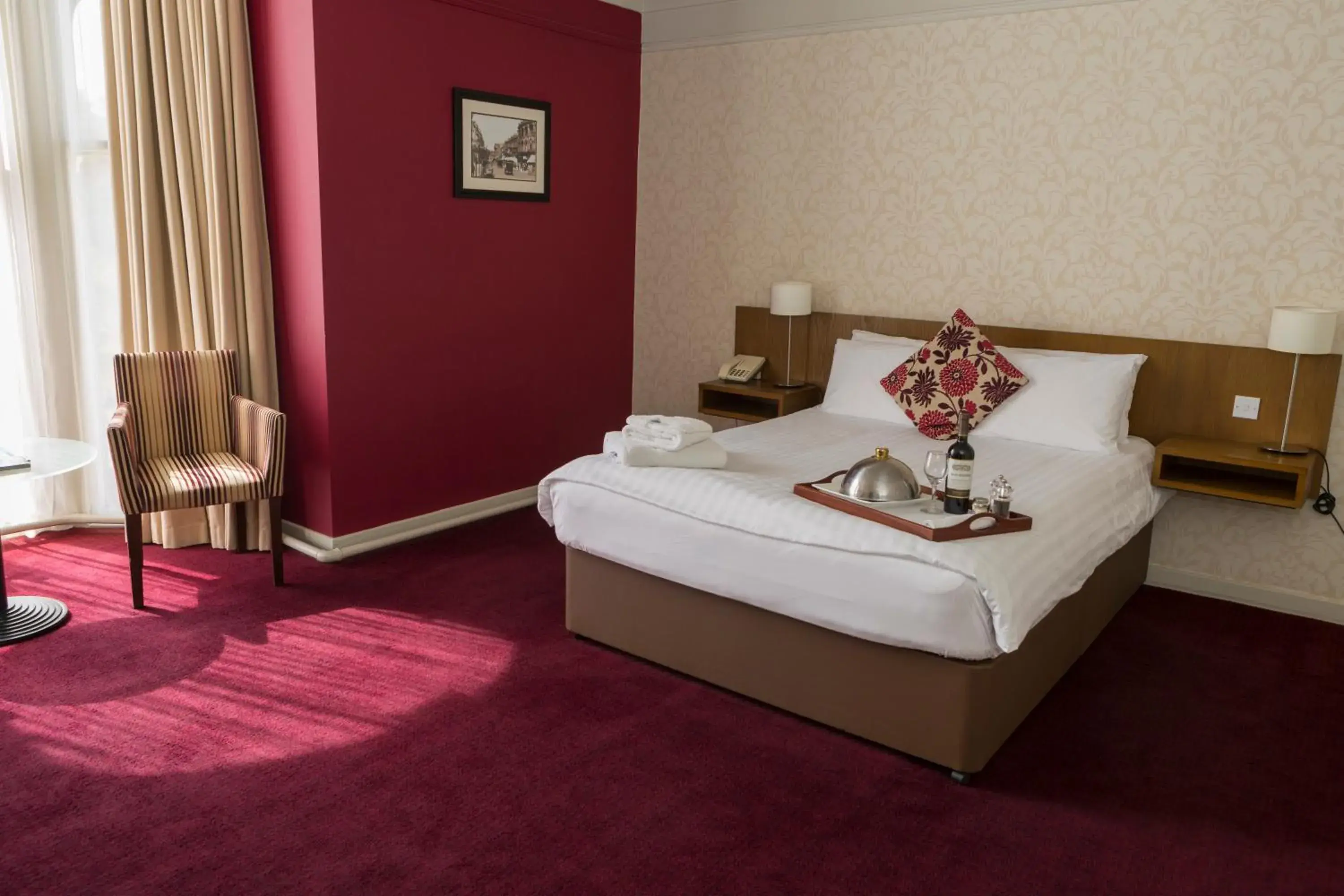 Bedroom, Bed in The Crown Hotel Bedroom, Bed in The Crown Hotel