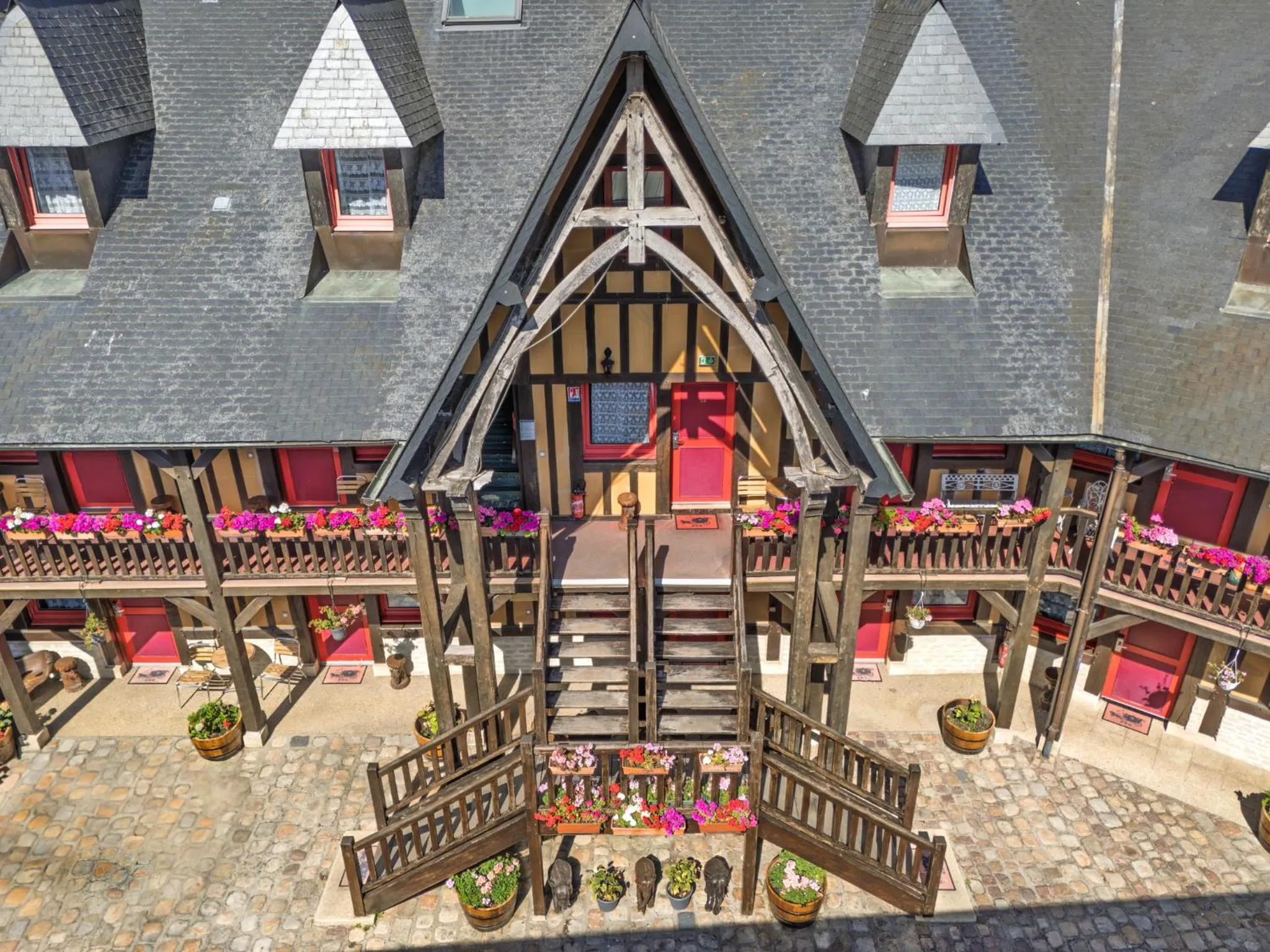 Day in Hotel La Diligence