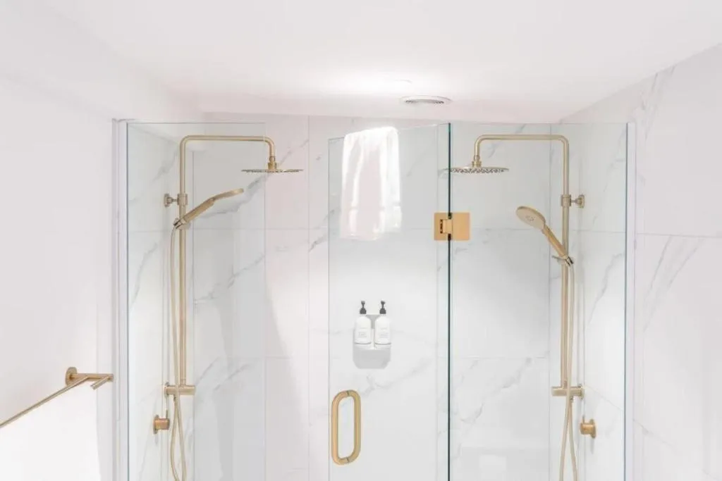 Shower in Stay Mission Bay