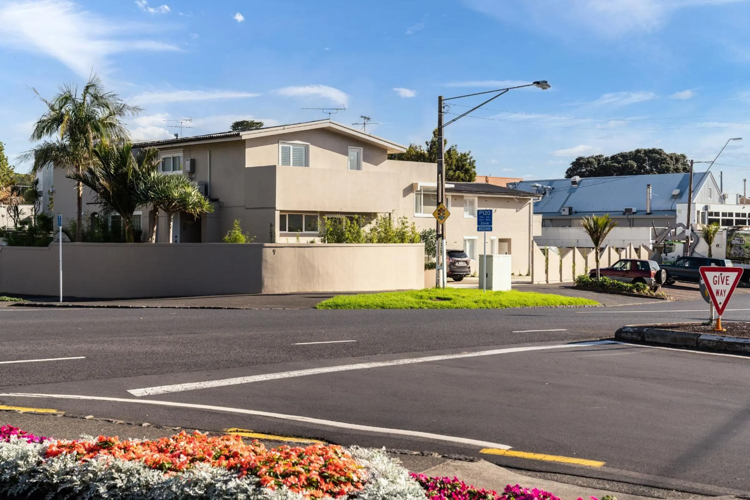 Property building in Stay Mission Bay