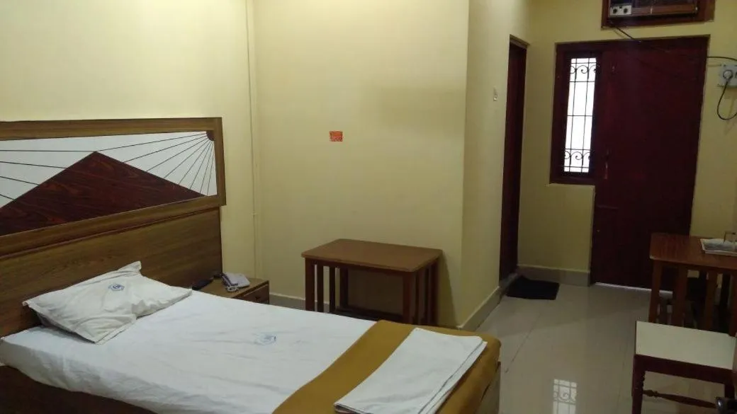 Photo of the whole room, Bed in Hotel Chanma International