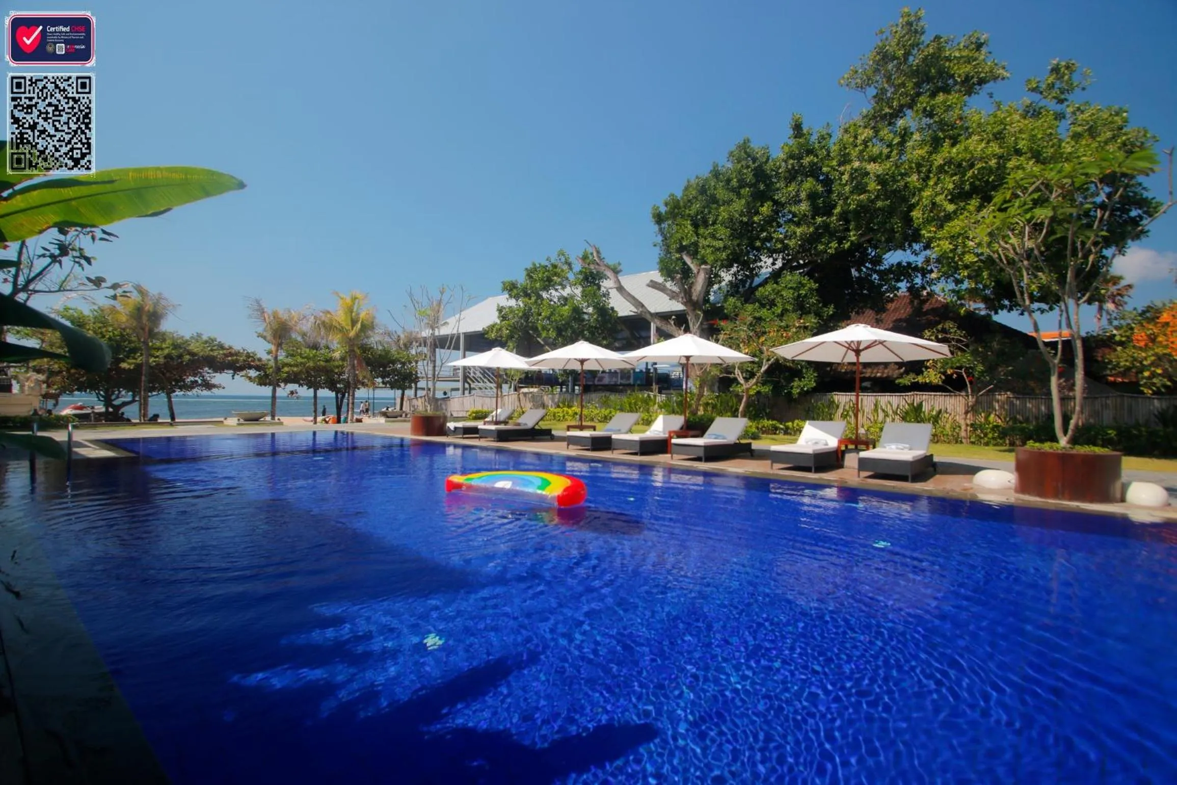 Swimming pool in Benoa Sea Suites and Villas