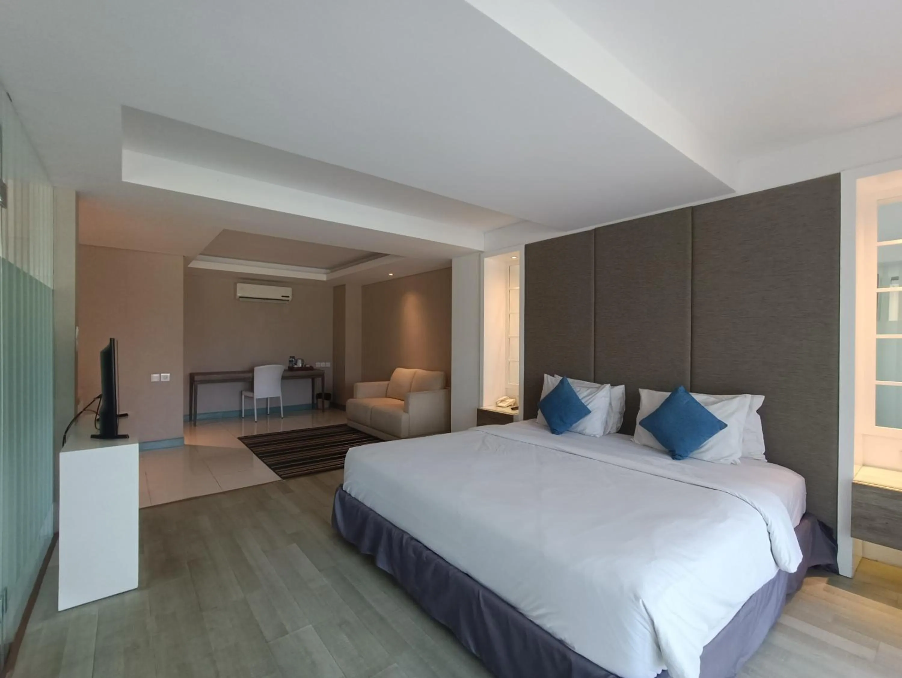 Bedroom, Bed in Benoa Sea Suites and Villas