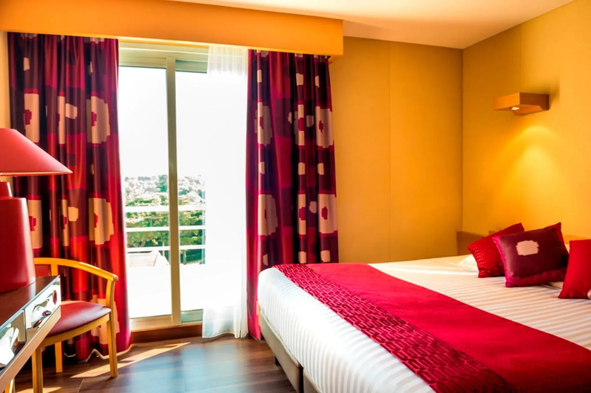 Comfort Double or Twin Room in Hôtel Spa du Beryl St Brévin l'Océan Comfort Double or Twin Room in Hôtel Spa du Beryl St Brévin l'Océan