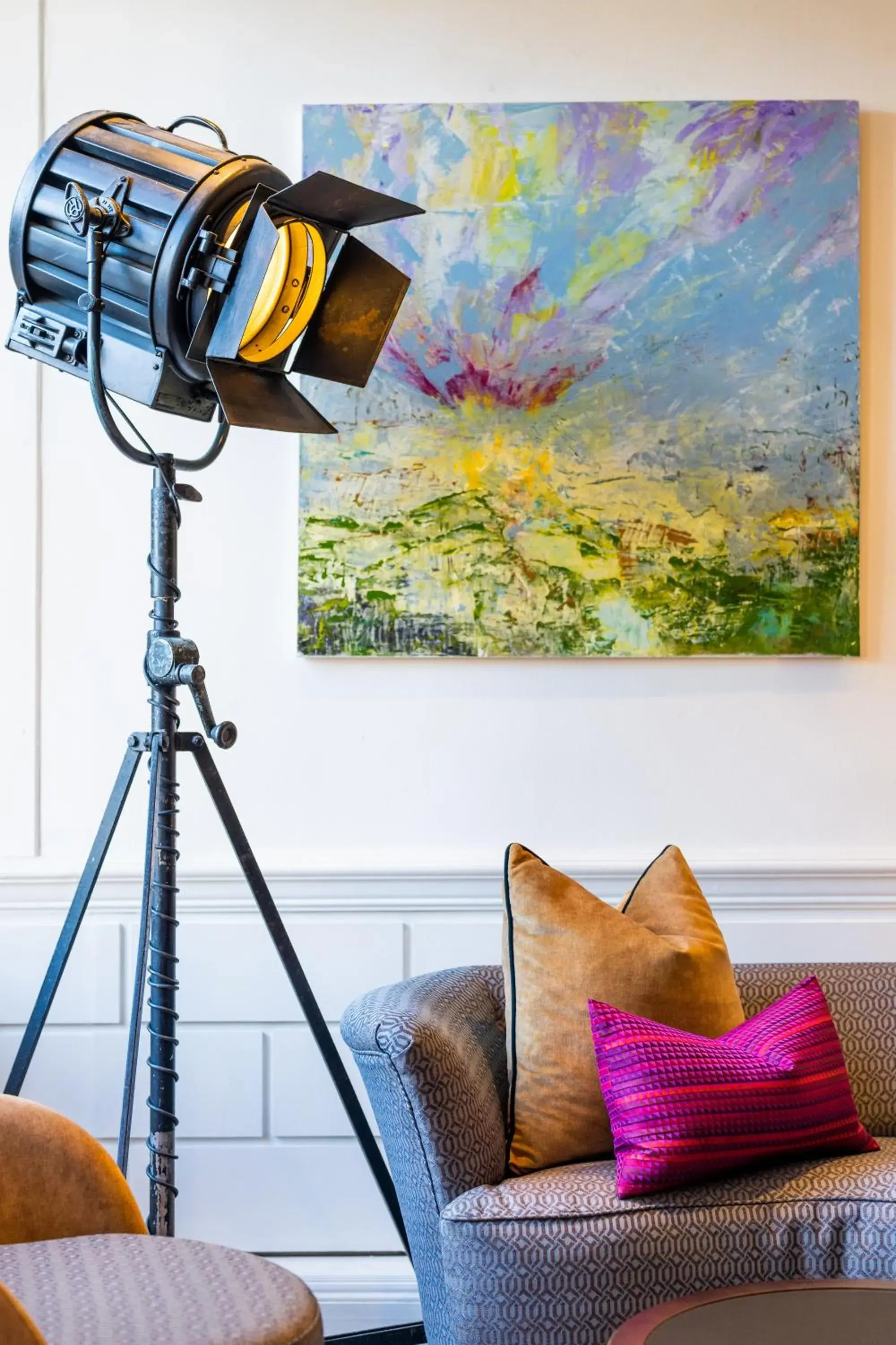 Lounge or bar in The Berkeley Square Hotel Bristol Lounge or bar in The Berkeley Square Hotel Bristol