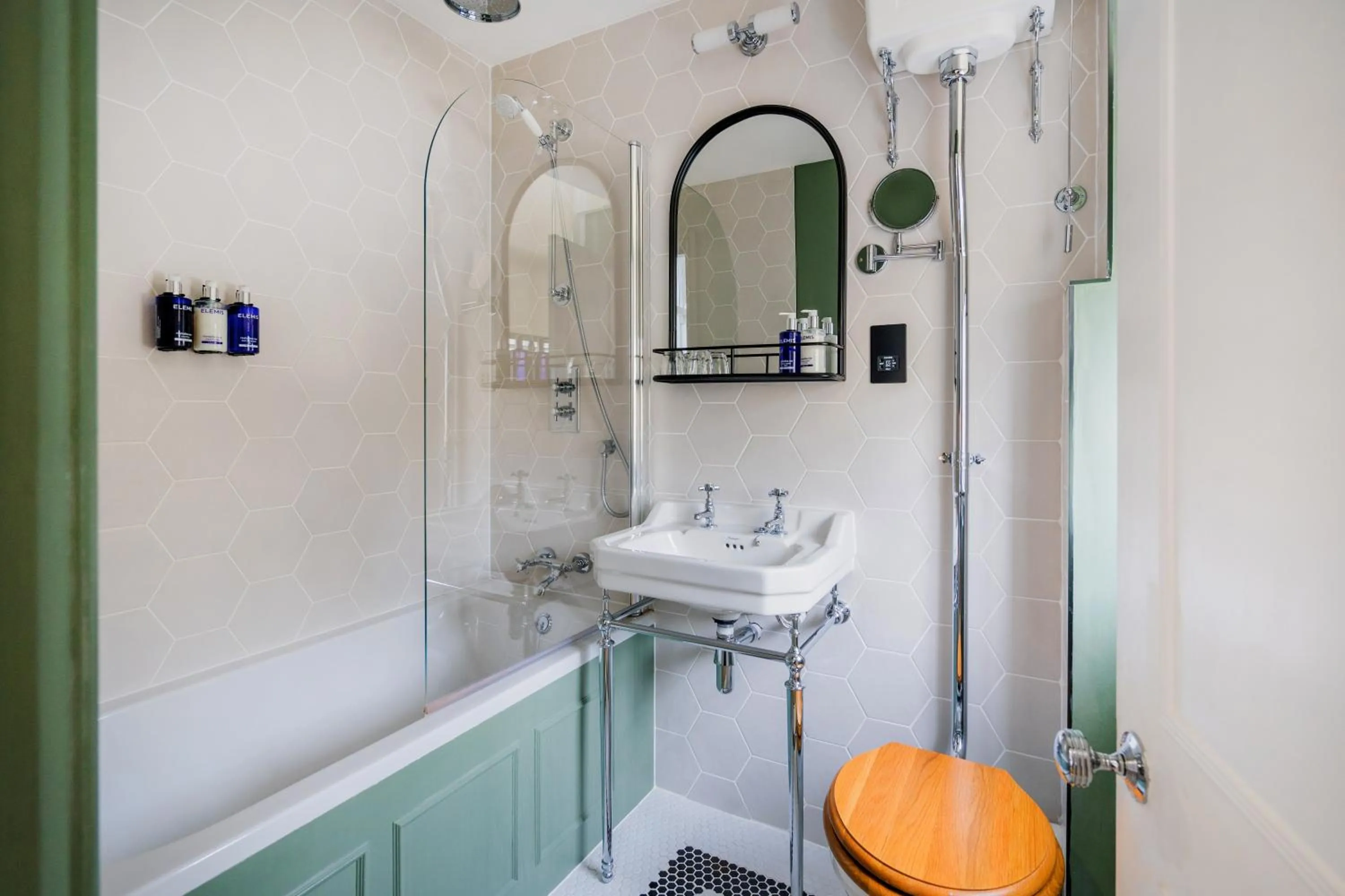 Bathroom in The Berkeley Square Hotel Bristol