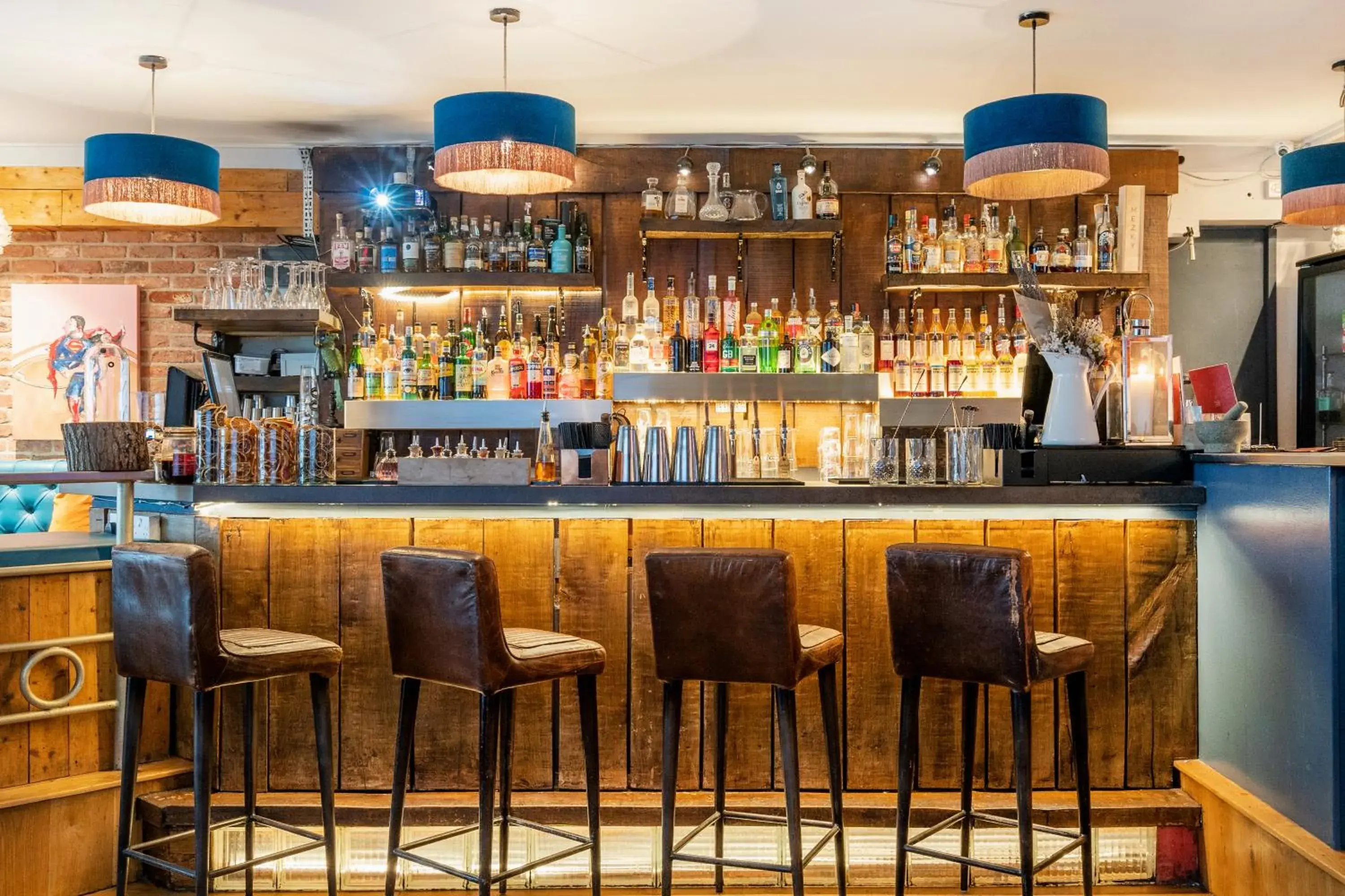 Lounge or bar in The Berkeley Square Hotel Bristol Lounge or bar in The Berkeley Square Hotel Bristol