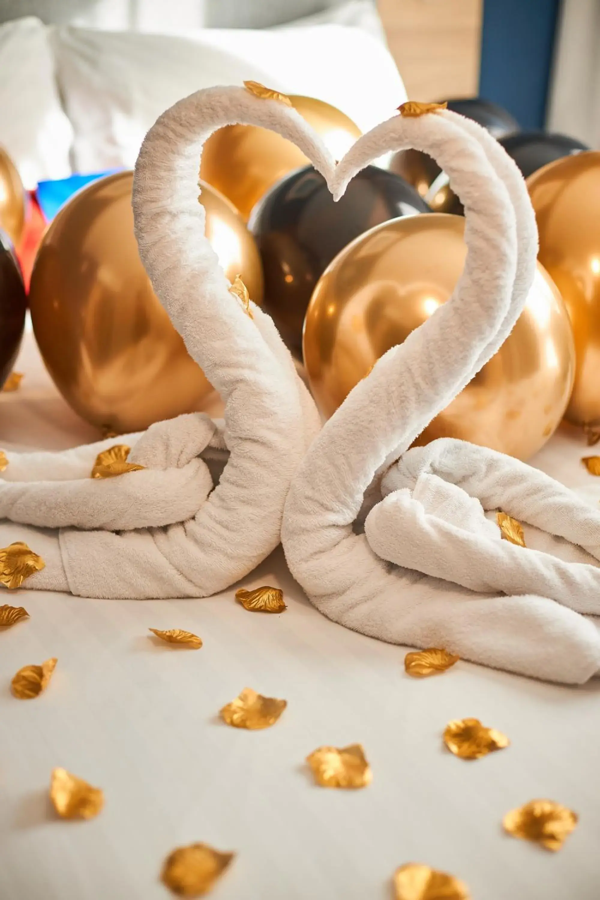 Twin Suite with Two Twin Beds, Sofa Bed and Pool Access in Holiday Inn Express - Malta by IHG Twin Suite with Two Twin Beds, Sofa Bed and Pool Access in Holiday Inn Express - Malta by IHG