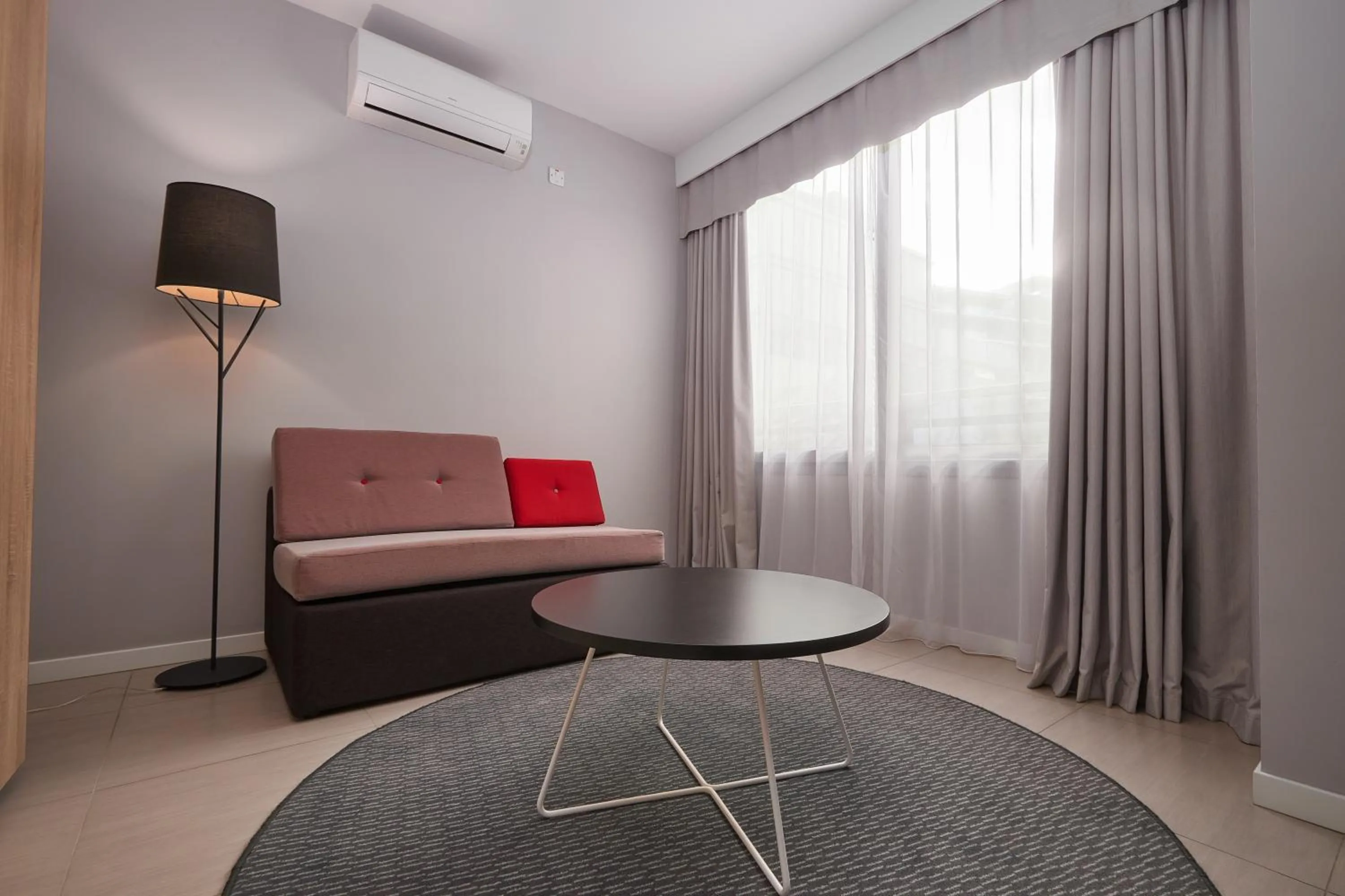 Bedroom, Bed in Holiday Inn Express - Malta by IHG