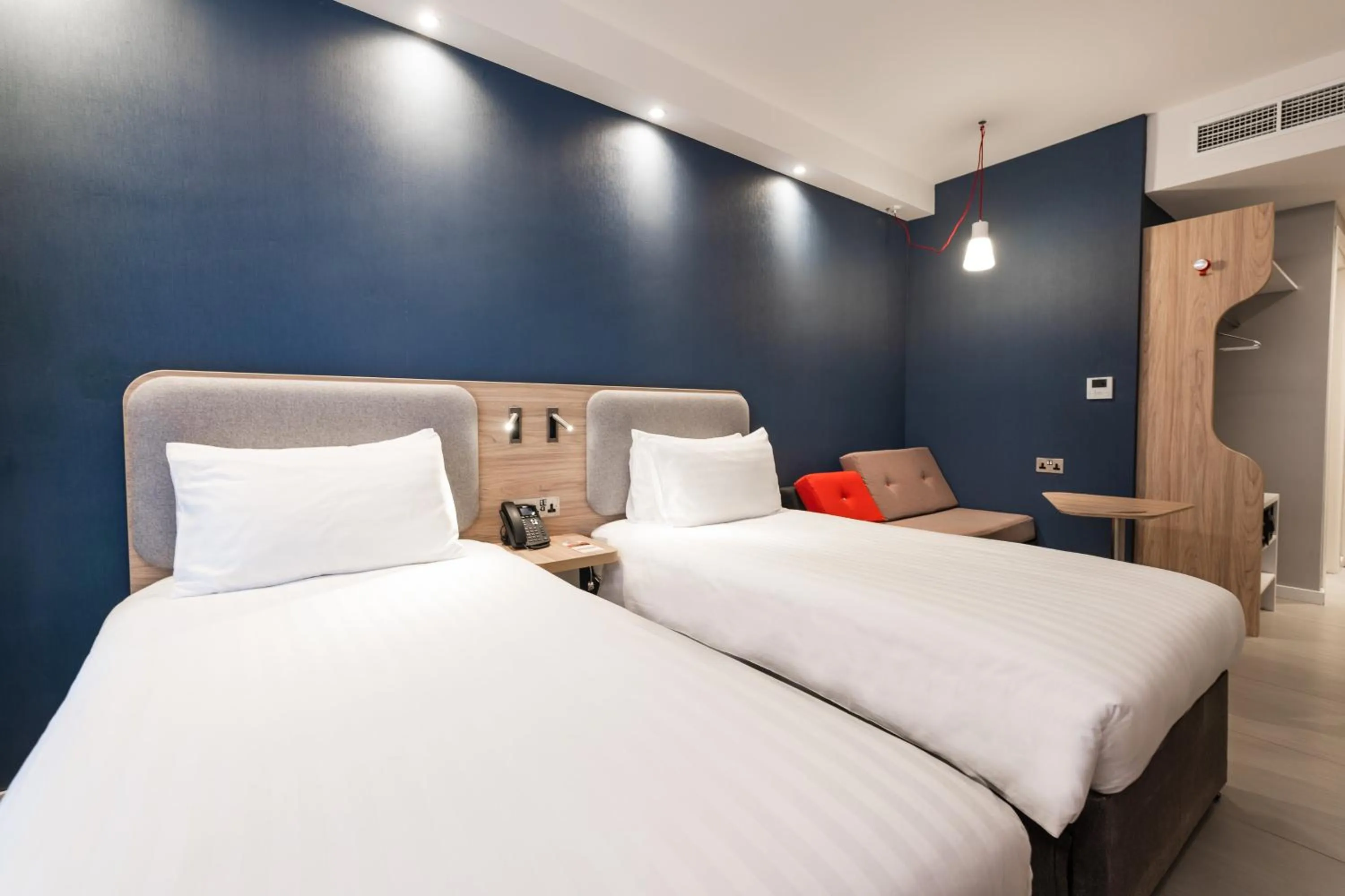 Photo of the whole room, Bed in Holiday Inn Express - Malta by IHG