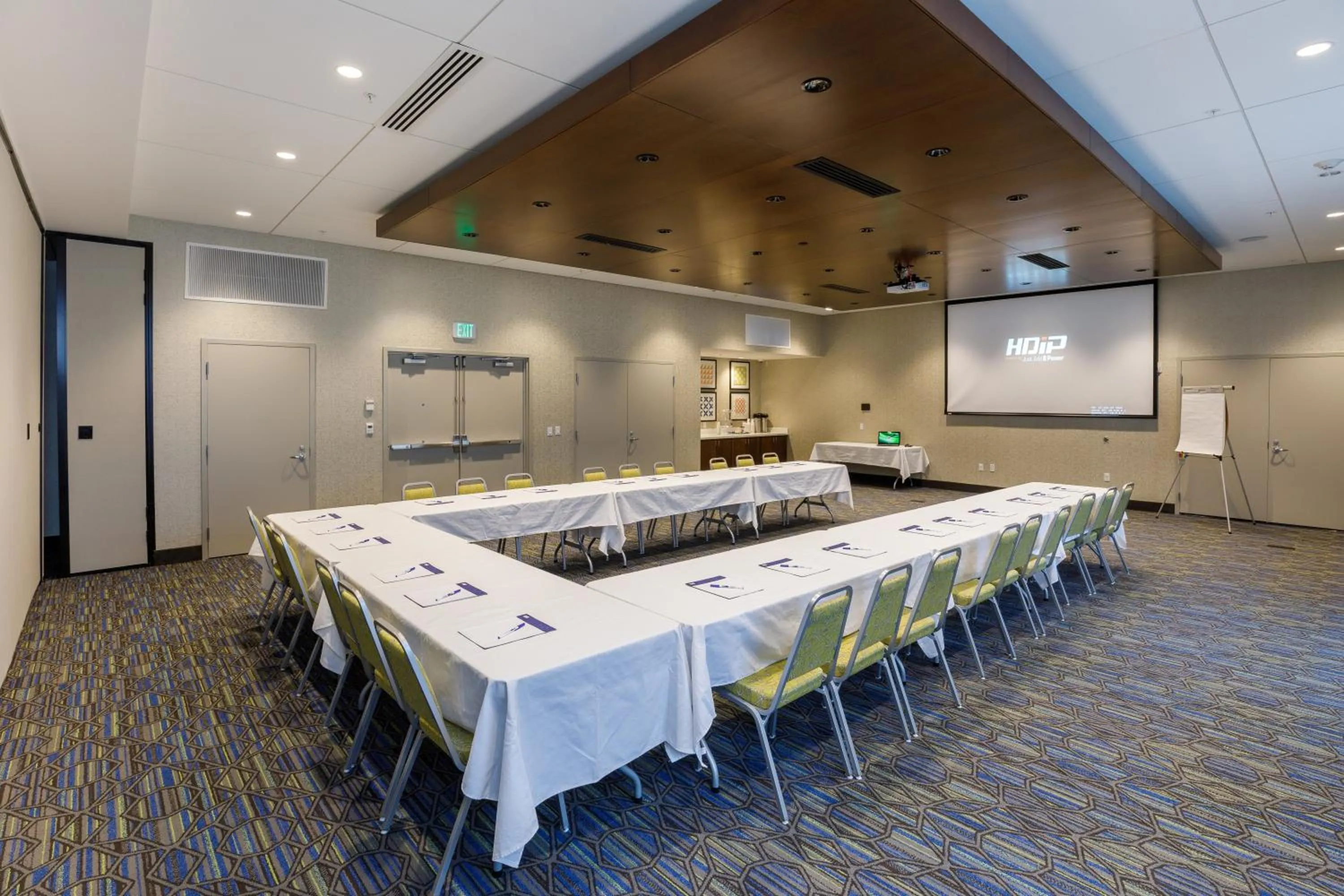 Meeting/conference room in Holiday Inn Express & Suites - Sturbridge by IHG