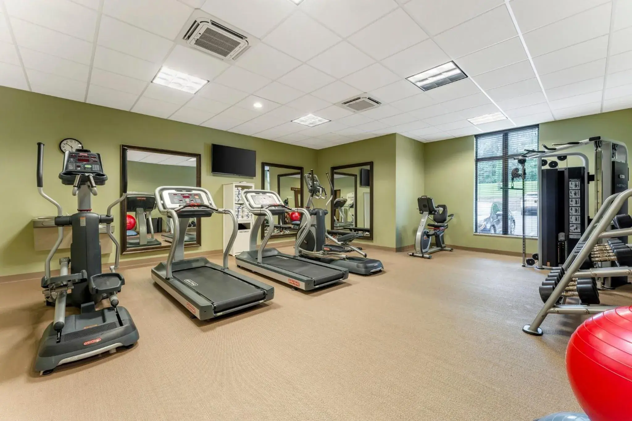 Fitness centre/facilities in Staybridge Suites - Pittsburgh-Cranberry Township by IHG Fitness centre/facilities in Staybridge Suites - Pittsburgh-Cranberry Township by IHG