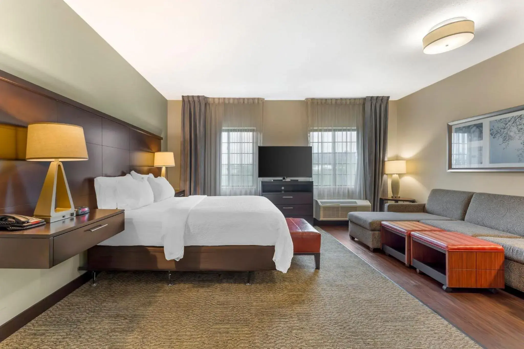 Photo of the whole room, Bed in Staybridge Suites - Pittsburgh-Cranberry Township by IHG Photo of the whole room, Bed in Staybridge Suites - Pittsburgh-Cranberry Township by IHG