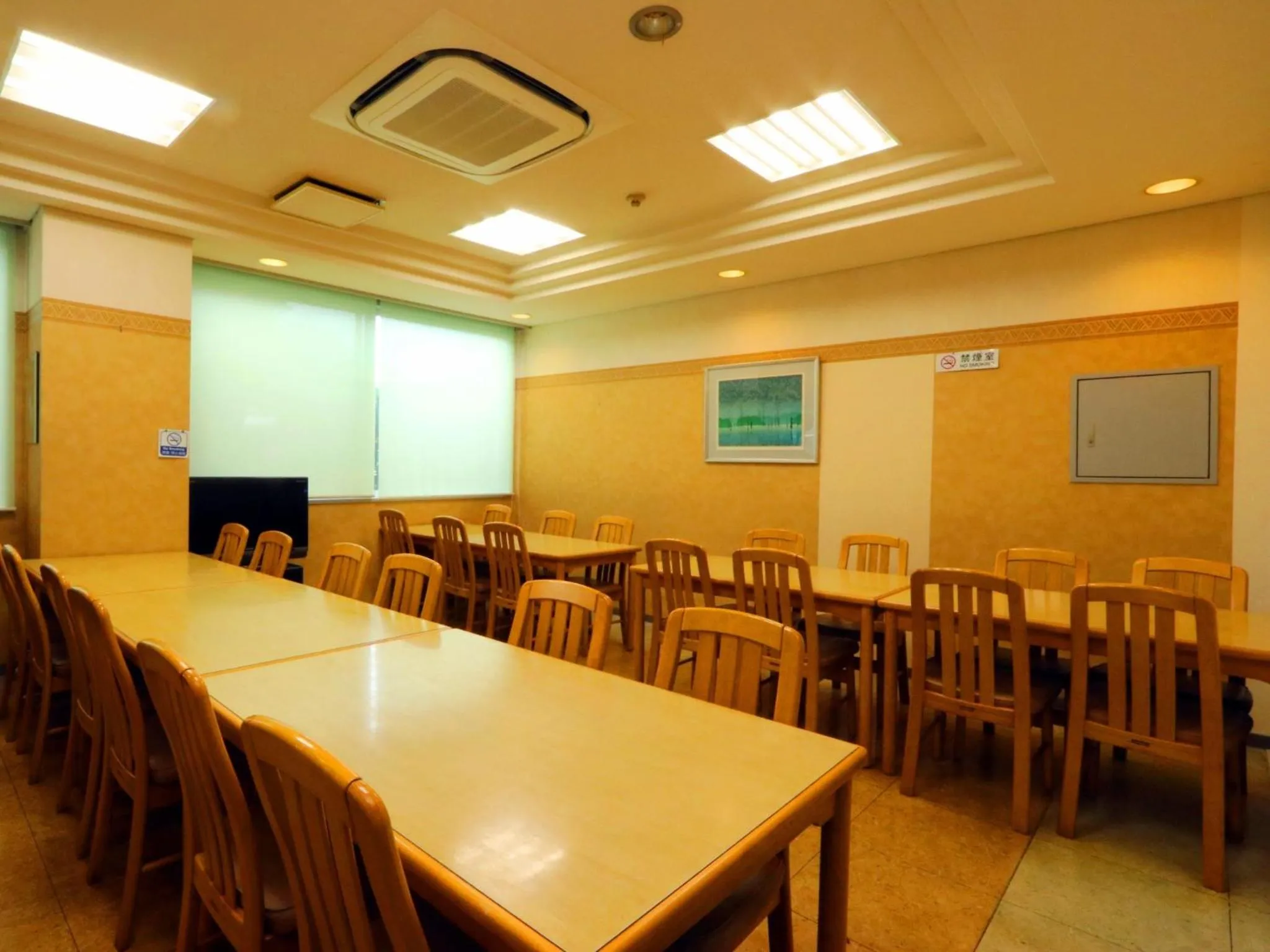 Restaurant/places to eat in Business Hotel Nishikiryu