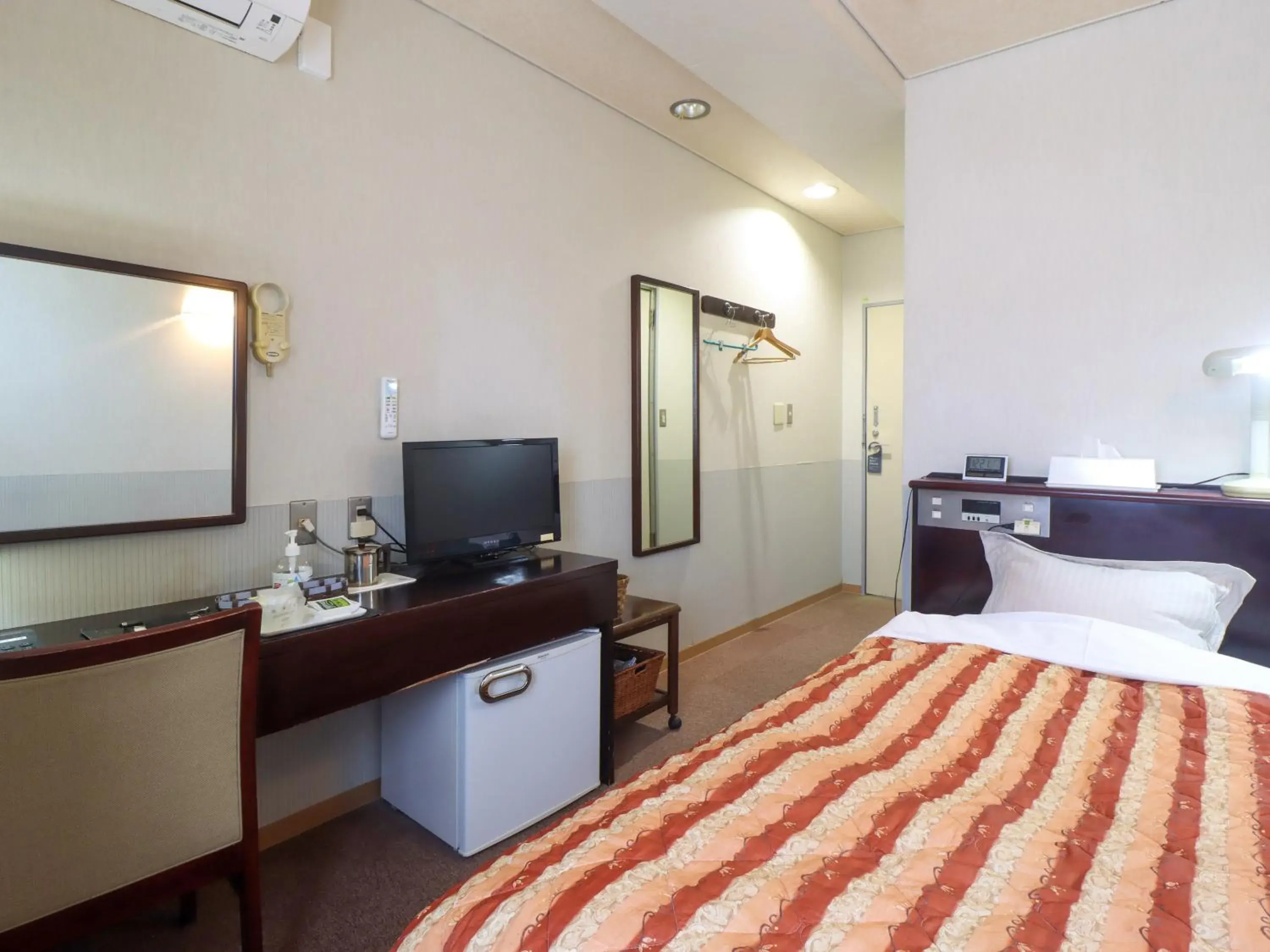 Single Room with Private Bathroom in Business Hotel Nishikiryu Single Room with Private Bathroom in Business Hotel Nishikiryu
