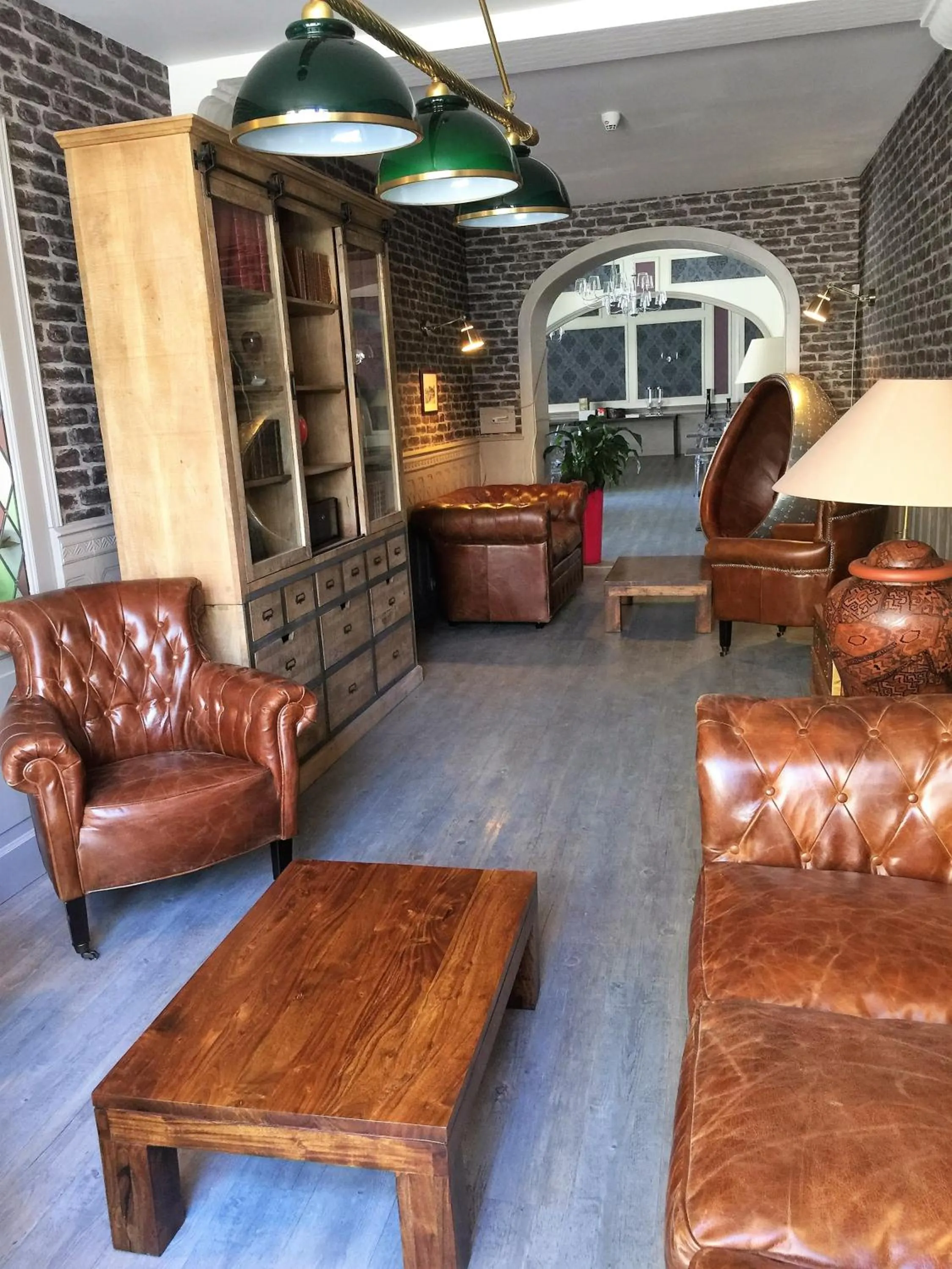 Communal lounge/ TV room in Hotel Ar Terra Nova