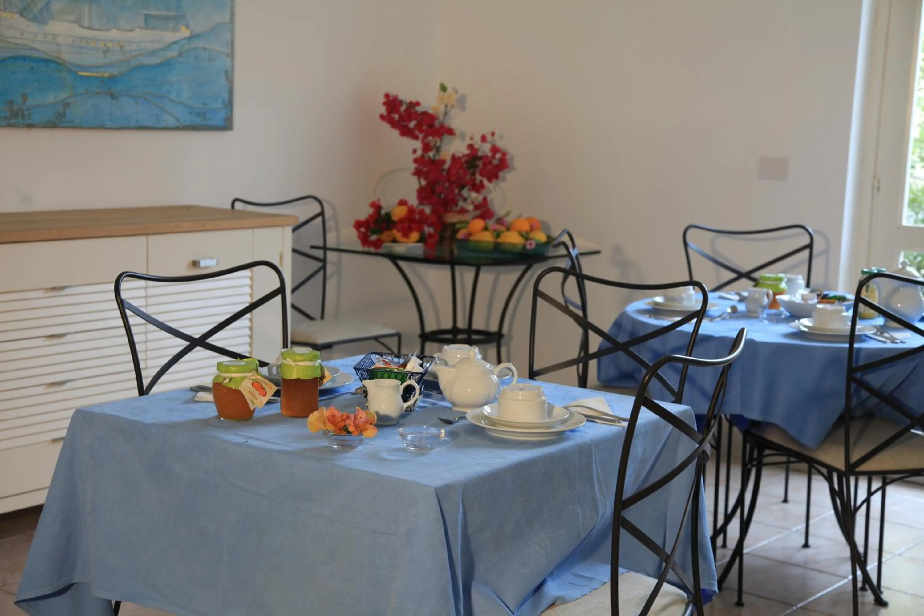 Lounge or bar in Hotel Amarea - Aeolian Charme