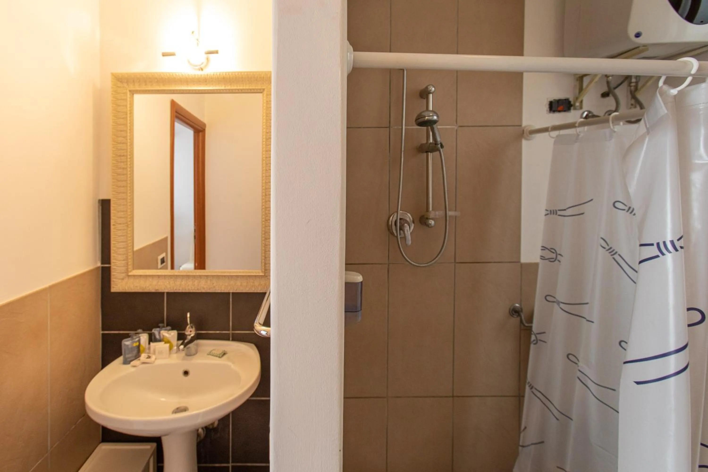 Bathroom in Hotel Amarea - Aeolian Charme