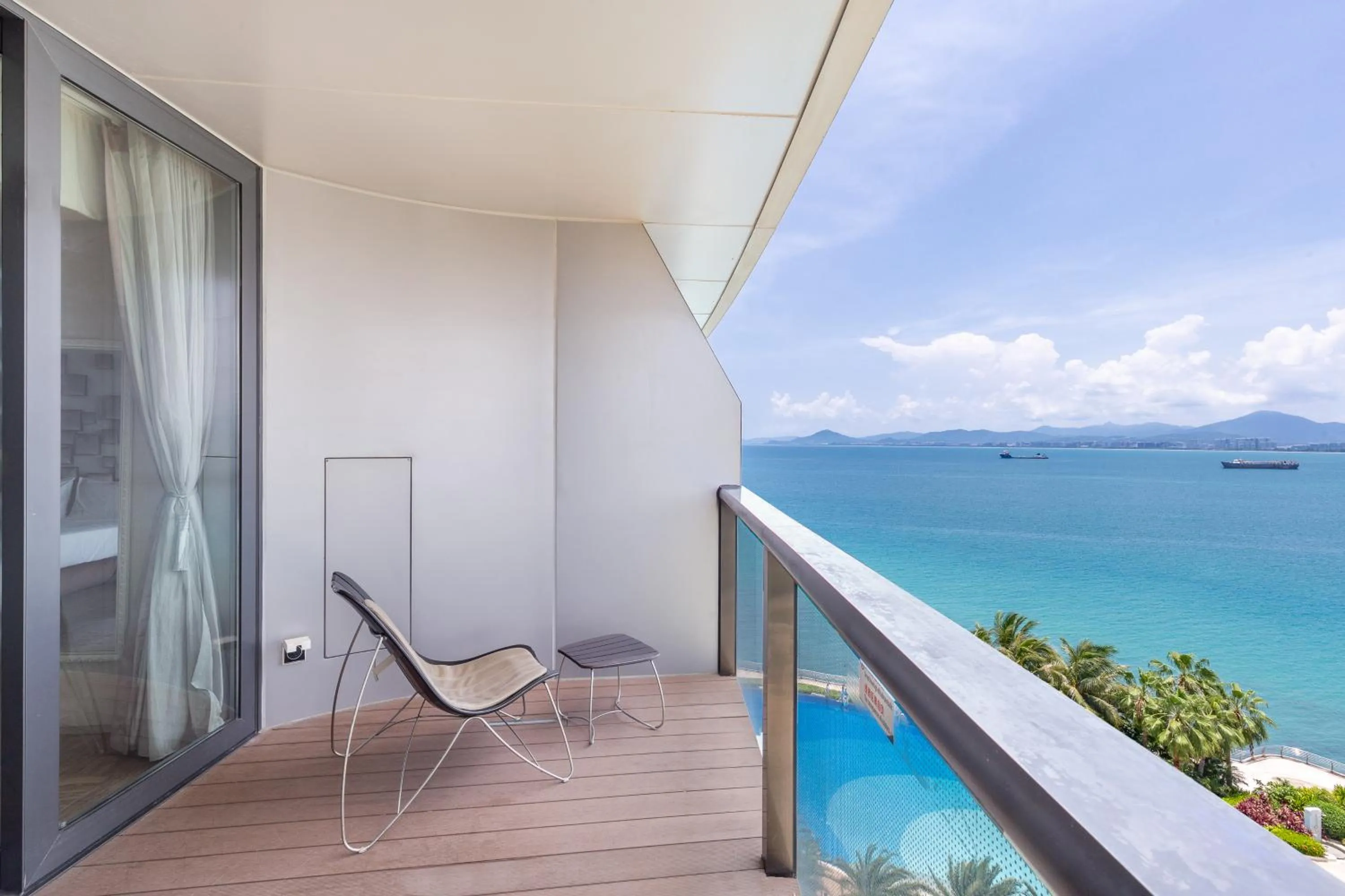 Balcony/Terrace in Sanya Phoenix Island Yuejia flat