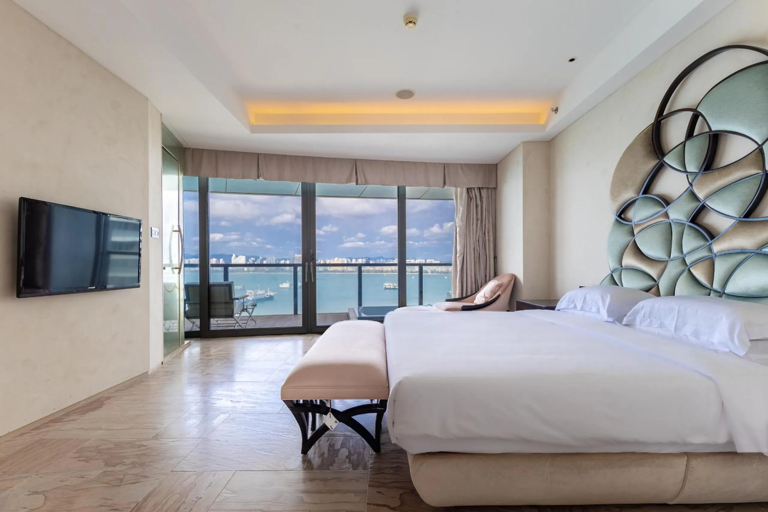 Sanya Phoenix Island Yuejia flat