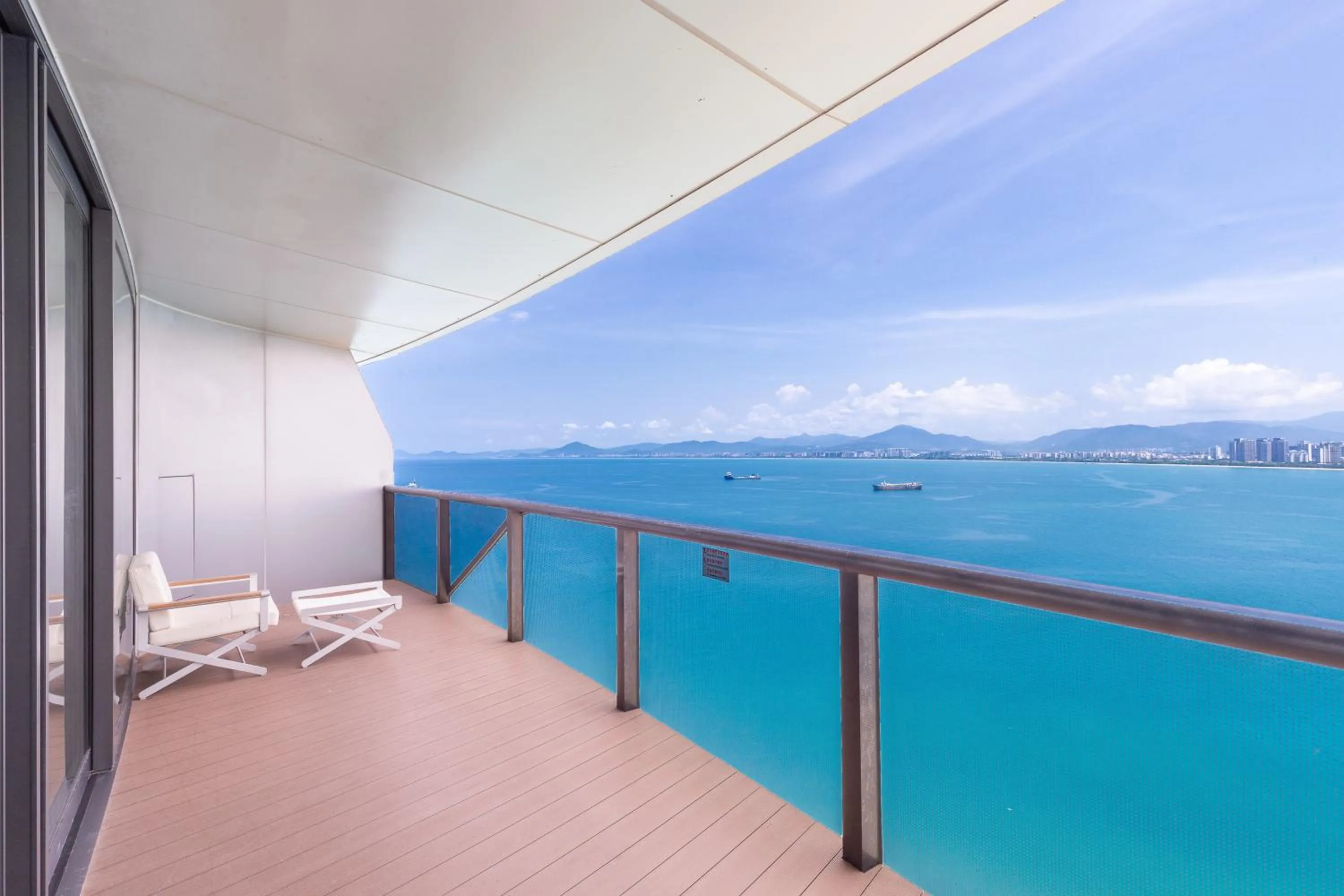 Balcony/Terrace in Sanya Phoenix Island Yuejia flat