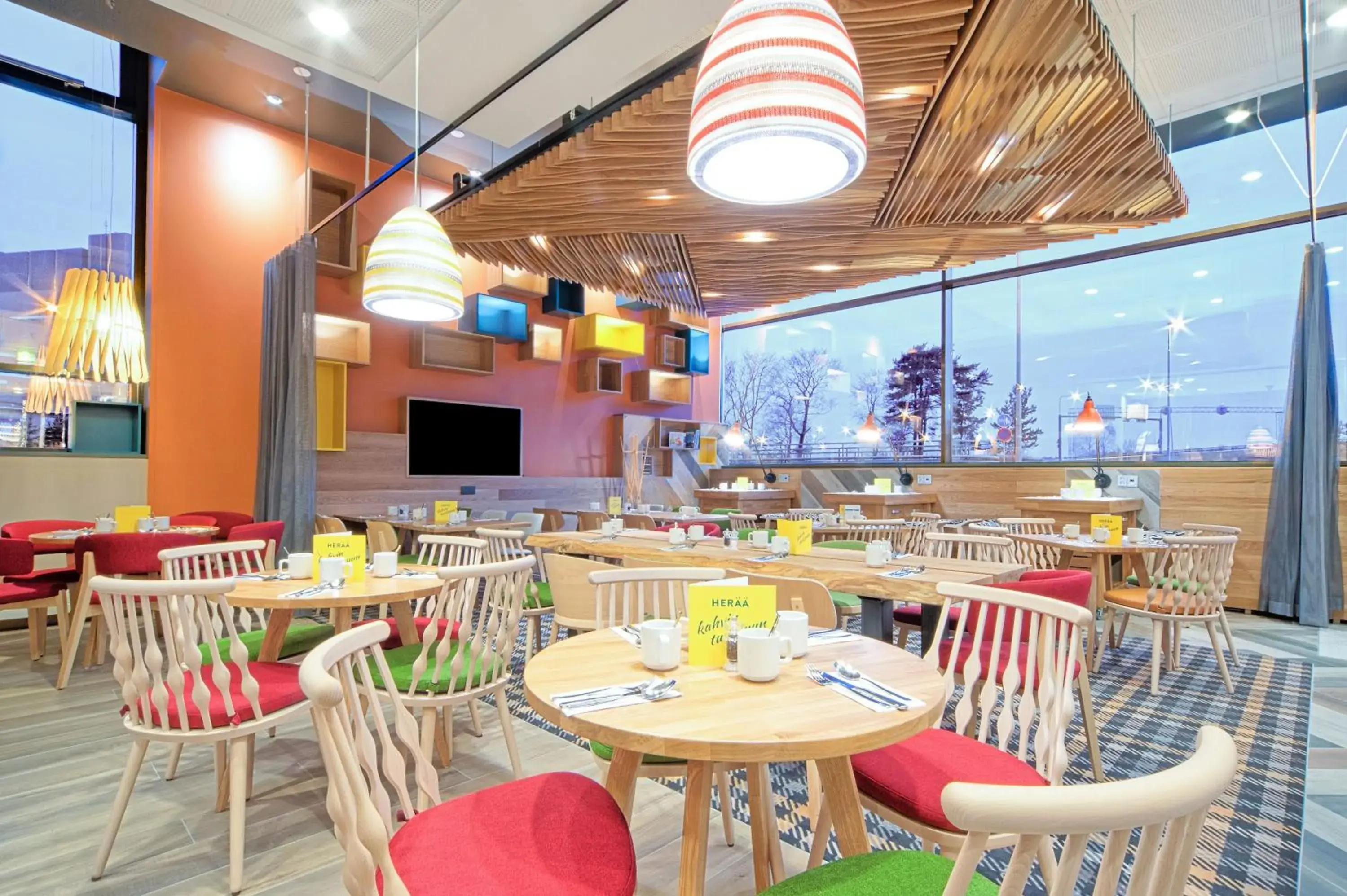 Restaurant/places to eat in Holiday Inn Helsinki West - Ruoholahti by IHG Restaurant/places to eat in Holiday Inn Helsinki West - Ruoholahti by IHG