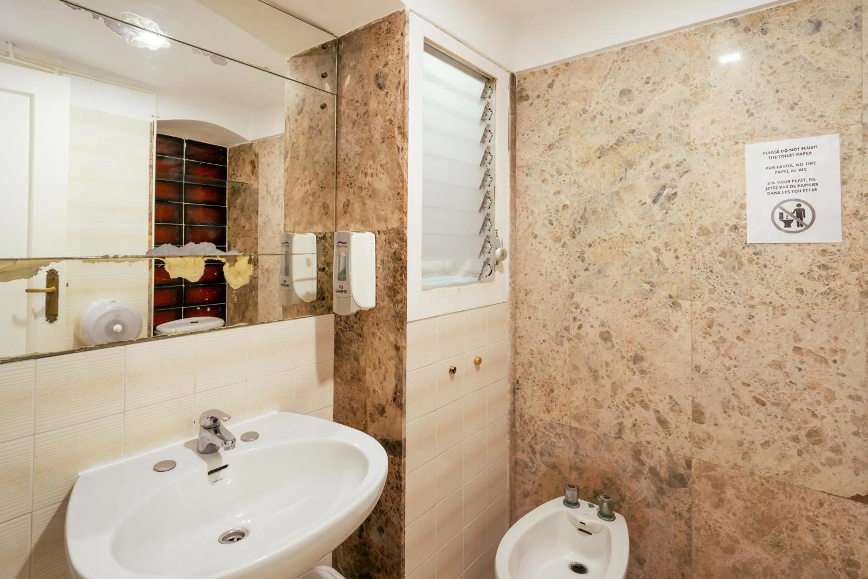 Bathroom in Forum Tarragona