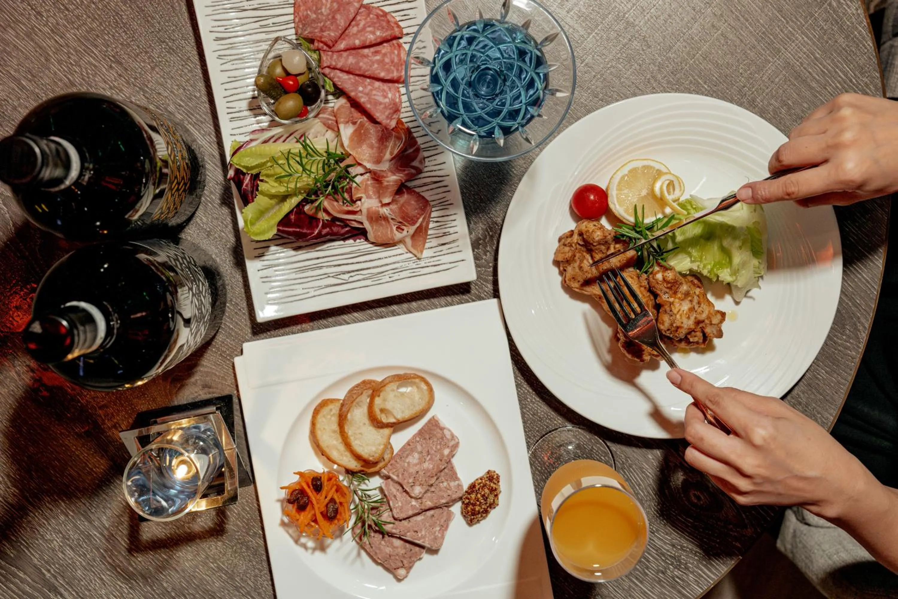 Lounge or bar in Hotel Aqua Citta Naha