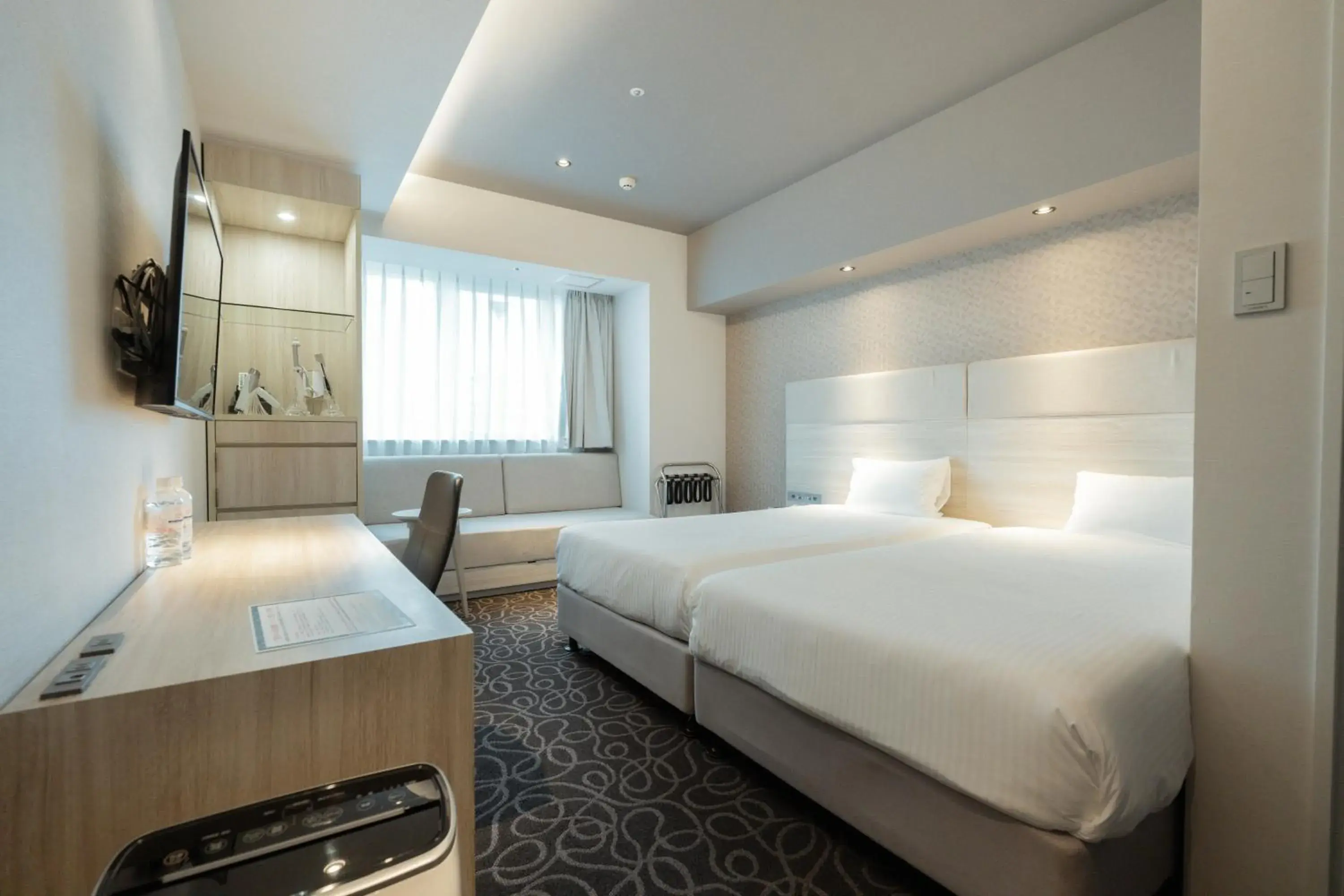 Club Twin Room with Club Lounge Access in Hotel Aqua Citta Naha Club Twin Room with Club Lounge Access in Hotel Aqua Citta Naha