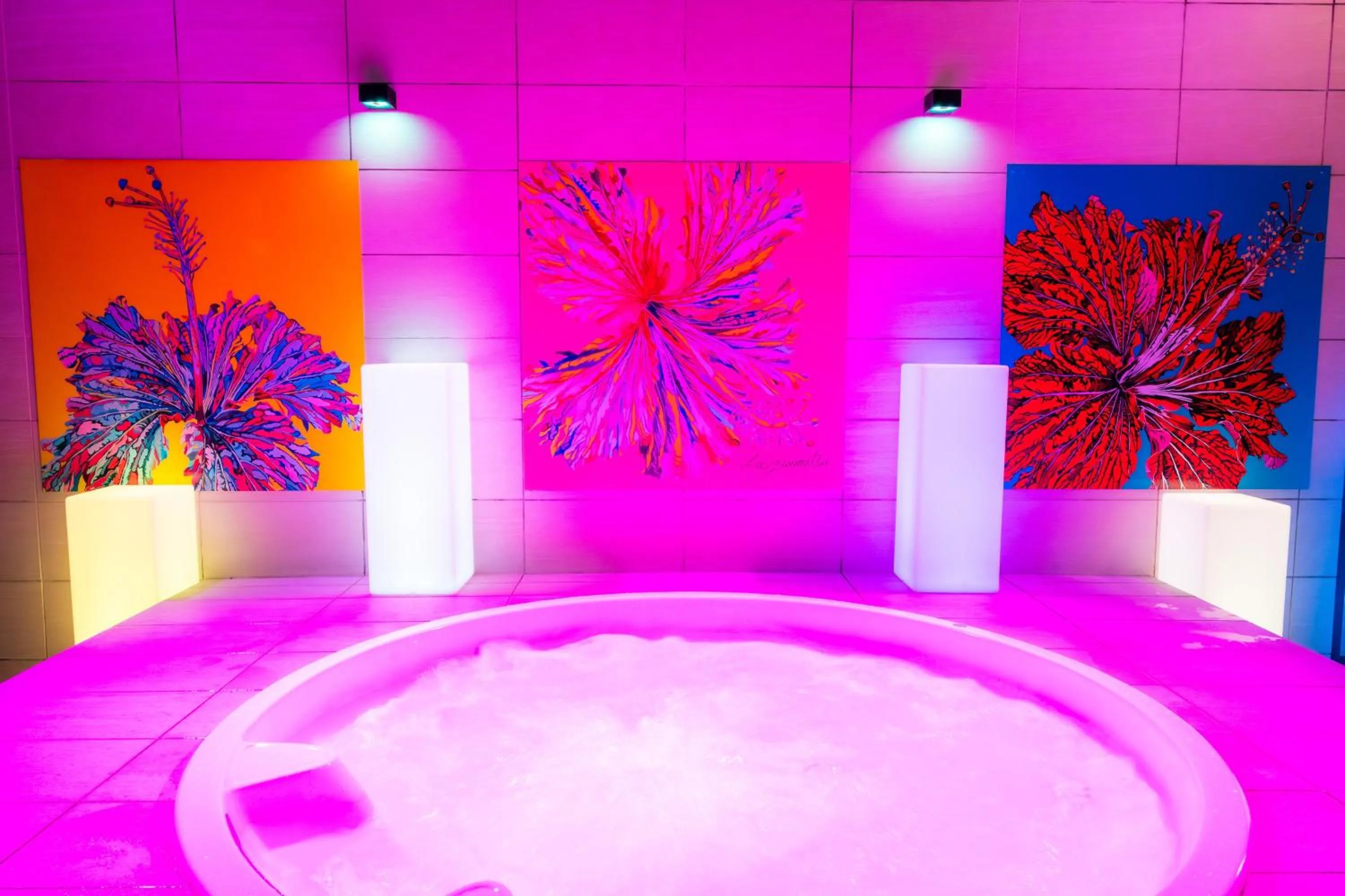 Swimming pool in Hotel Aqua Citta Naha