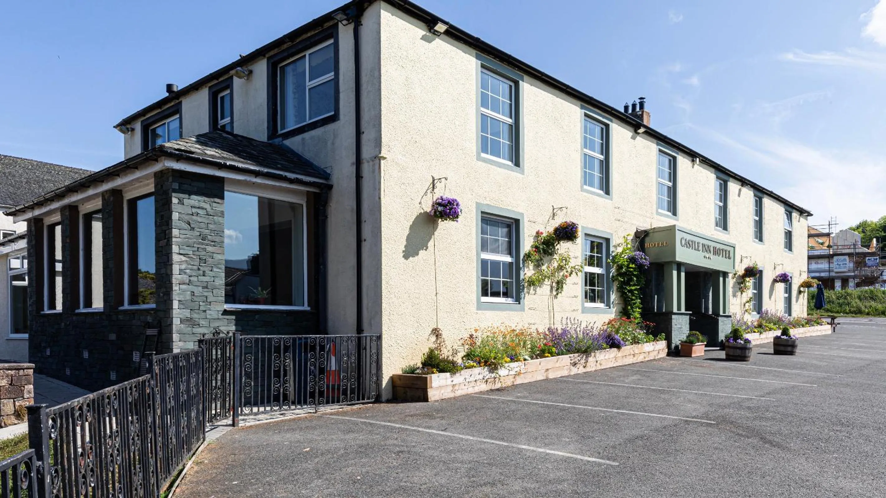 Property building in Lake District Castle Inn